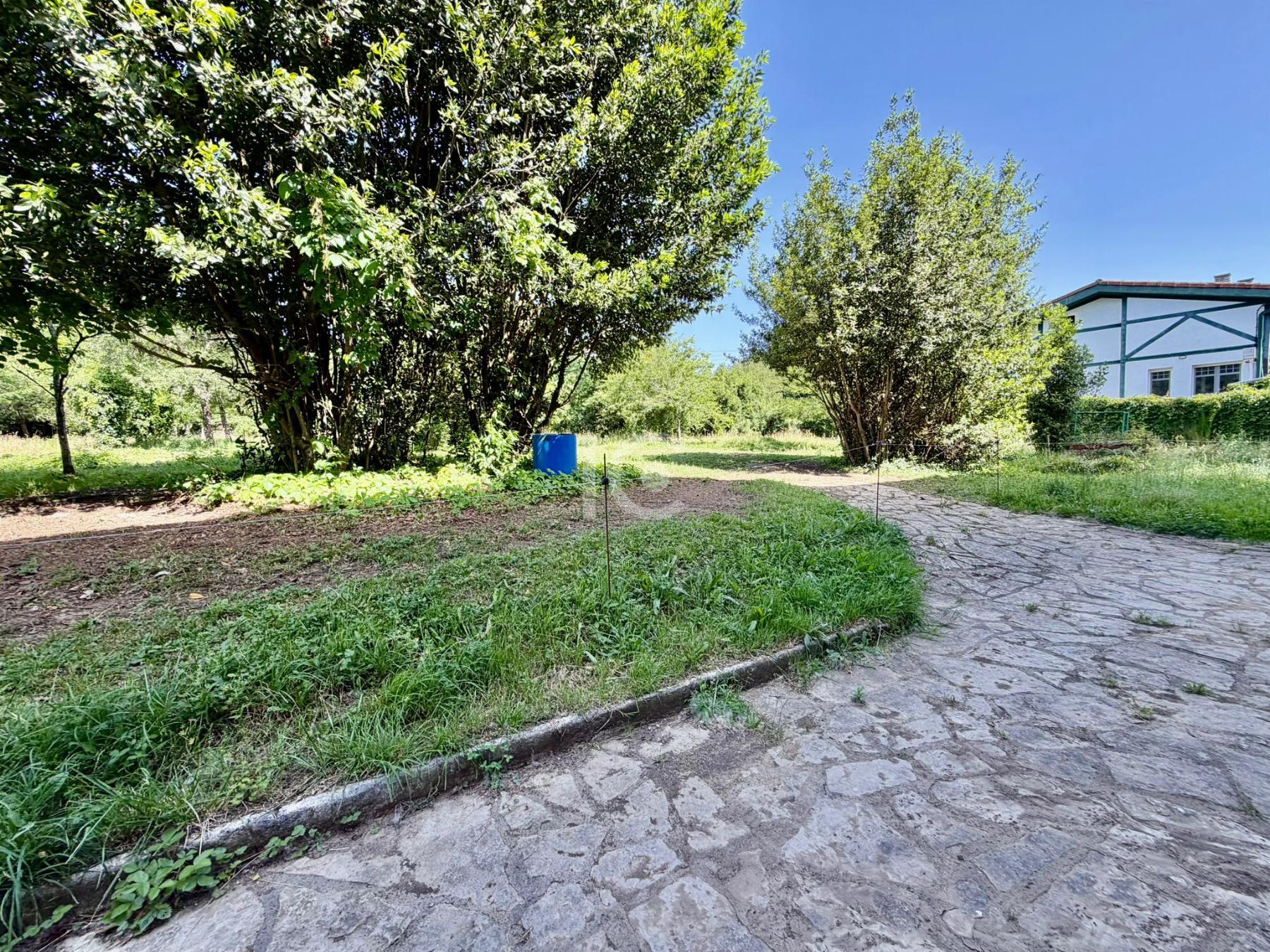 Venta de casa en Okondo