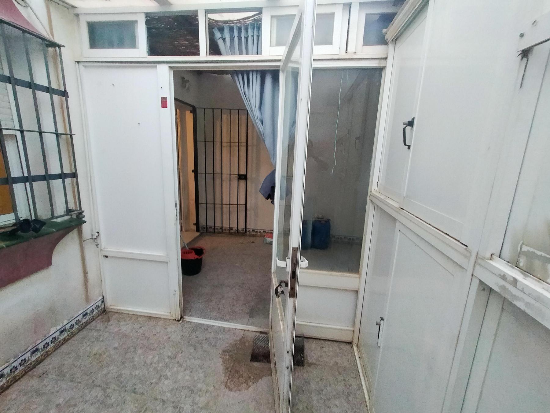 For sale of house in Chiclana de la Frontera