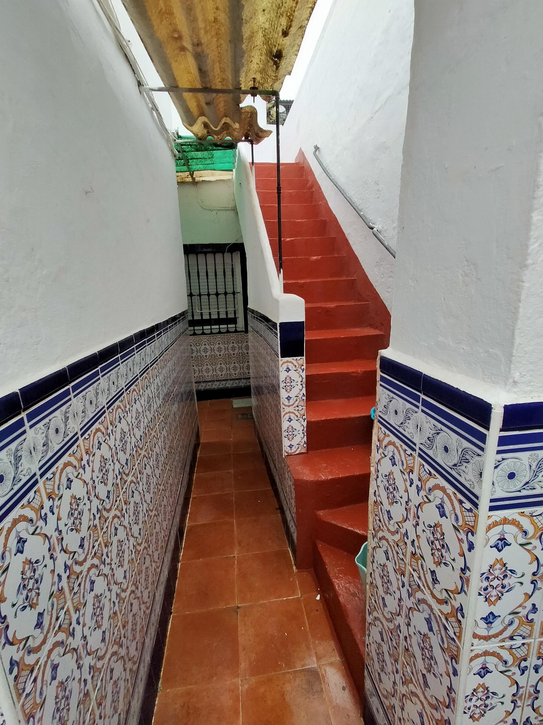 For sale of house in San Fernando