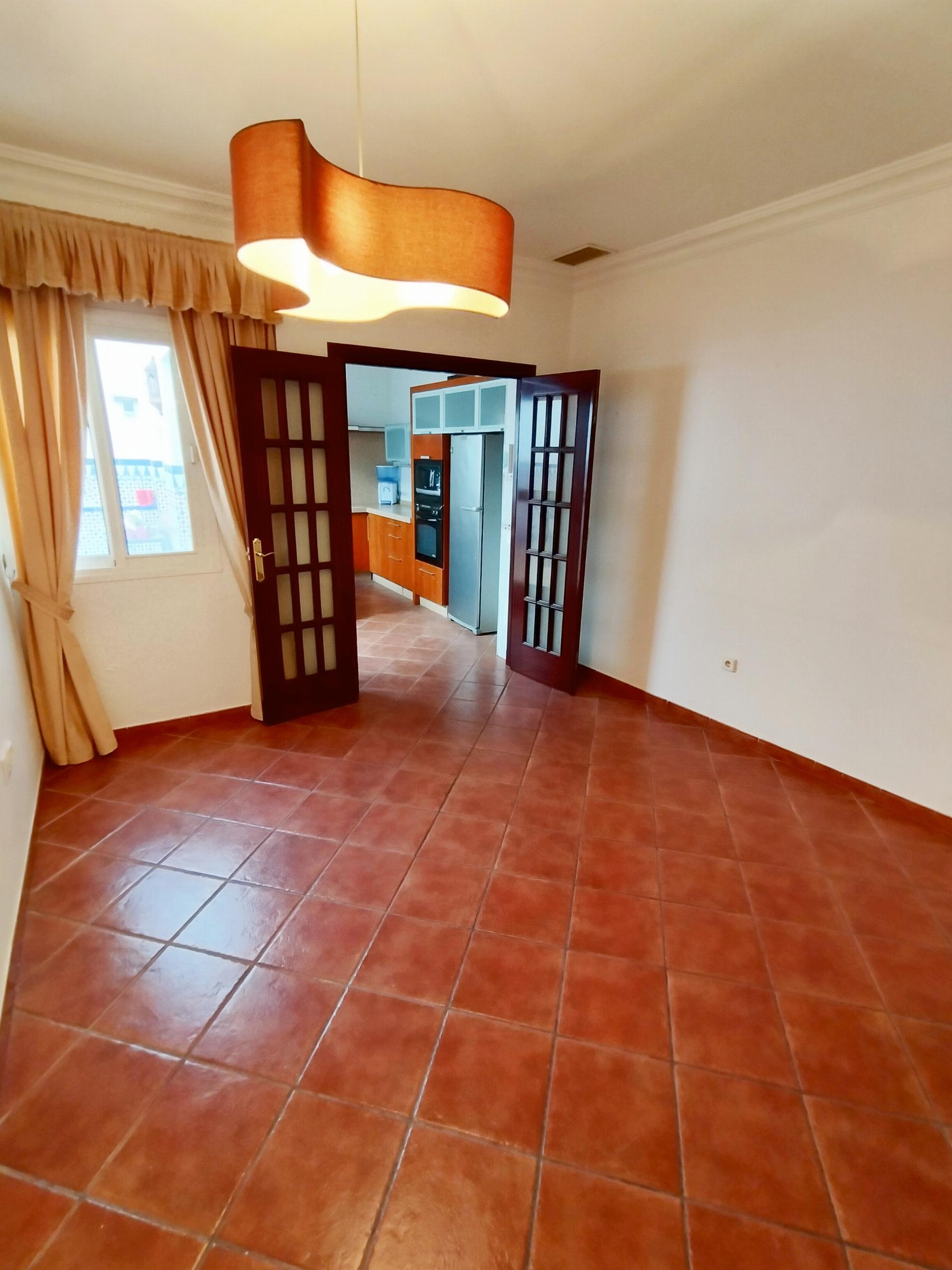 For sale of house in San Fernando