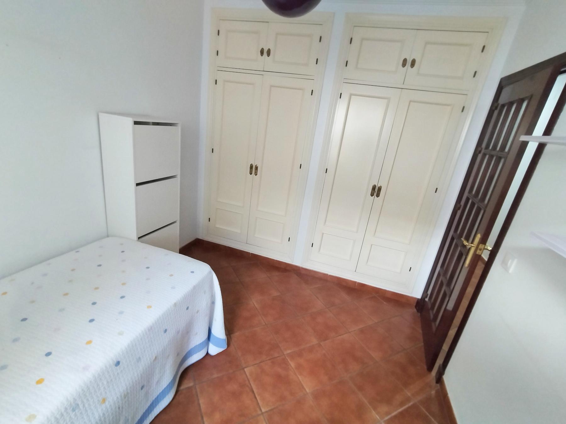 For sale of house in San Fernando