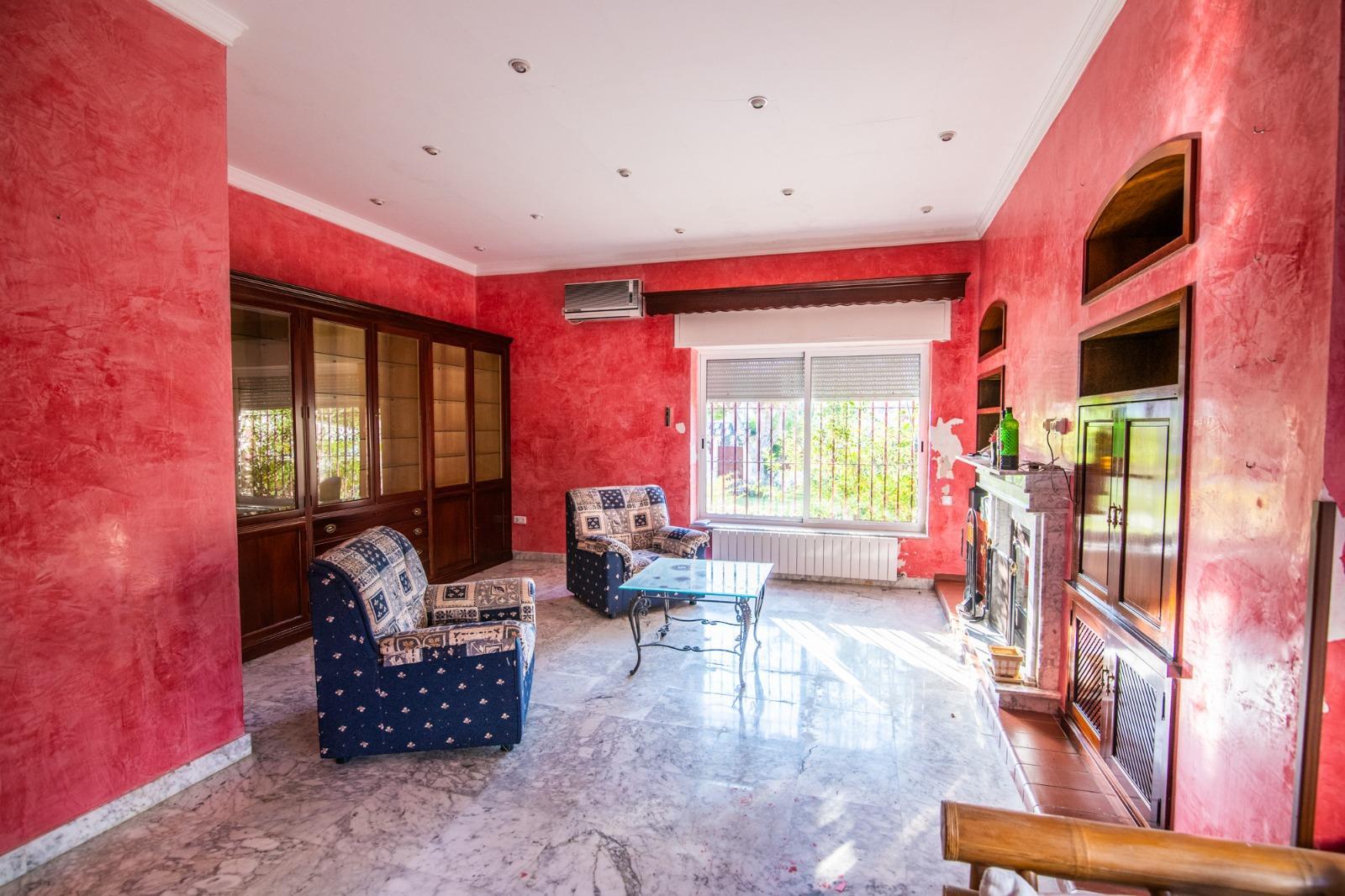 For sale of chalet in Sanlúcar de Barrameda