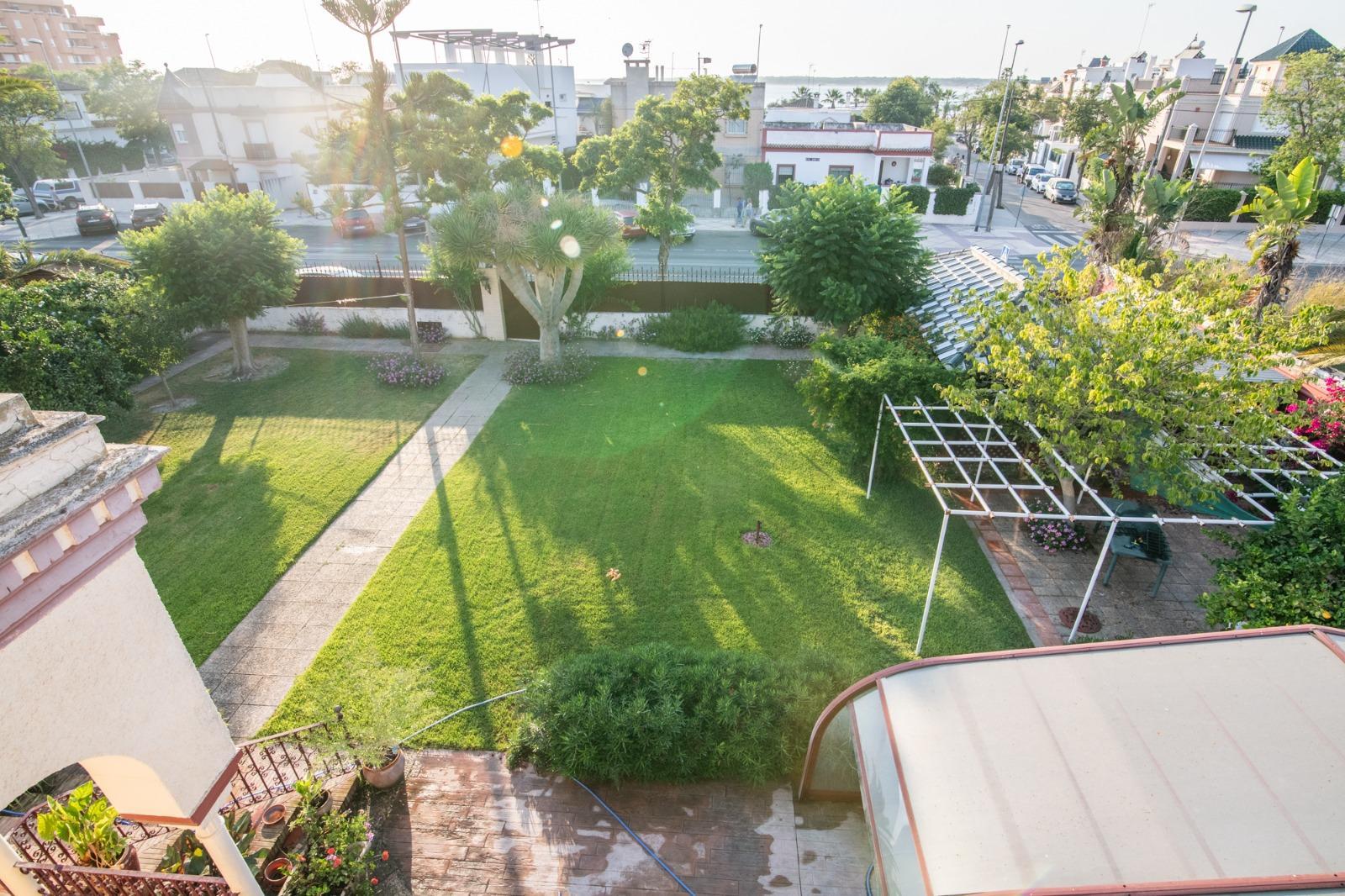 For sale of chalet in Sanlúcar de Barrameda
