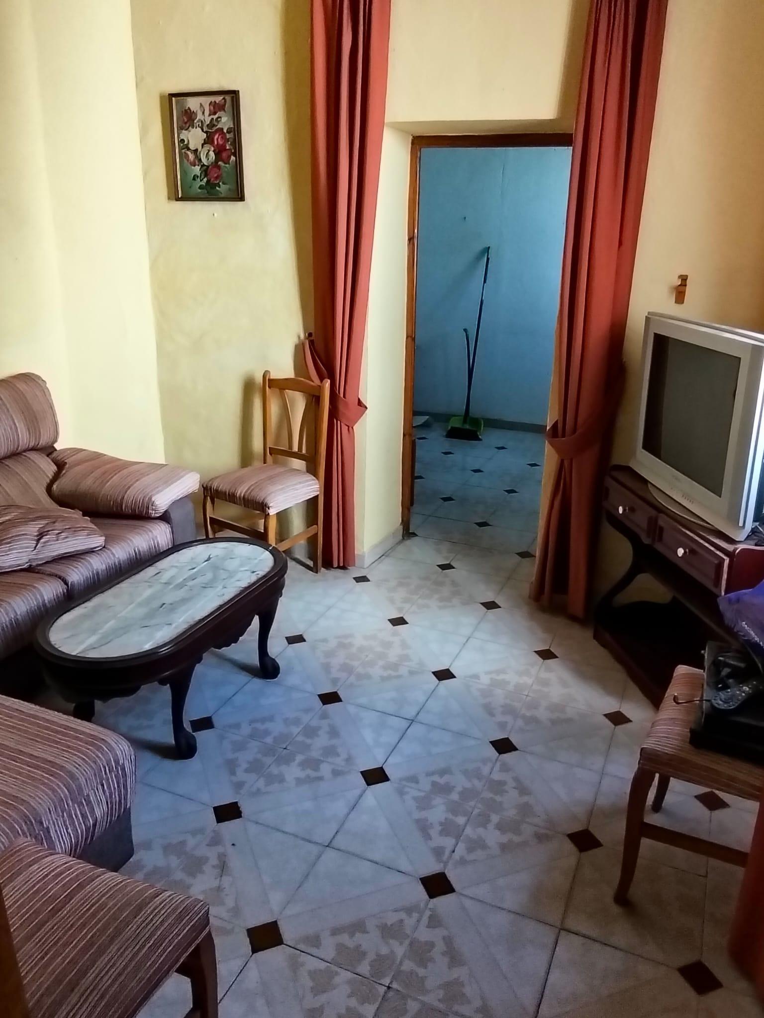 For sale of house in San Fernando