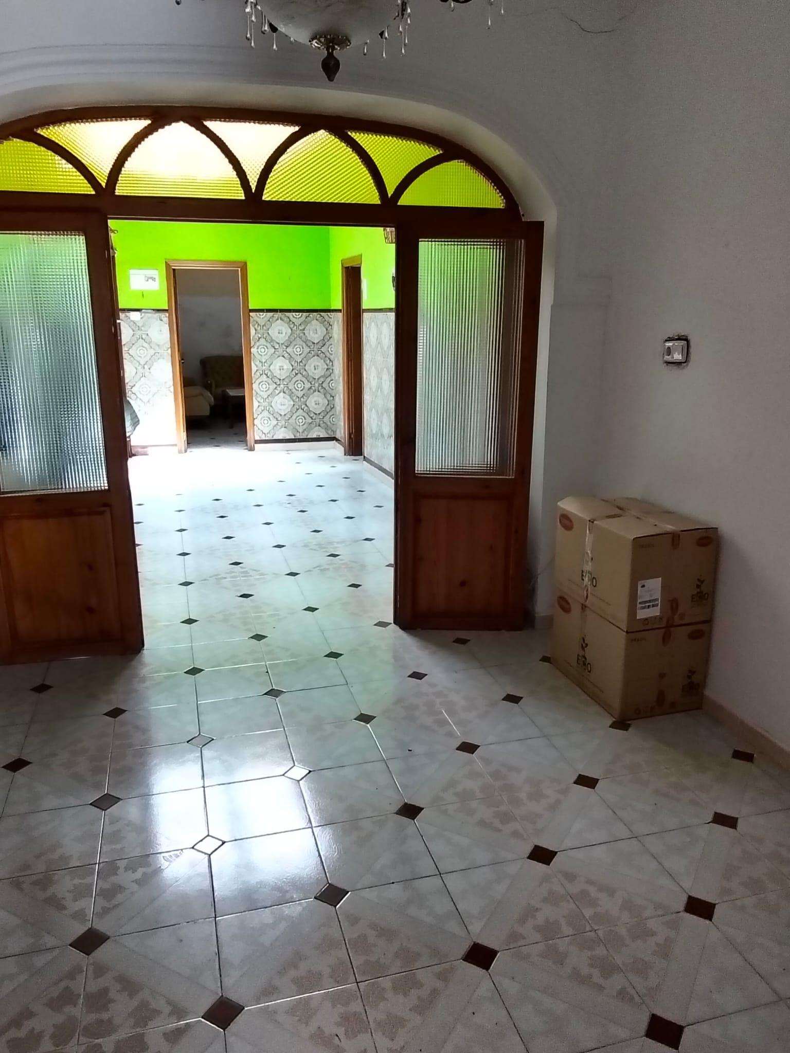For sale of house in San Fernando