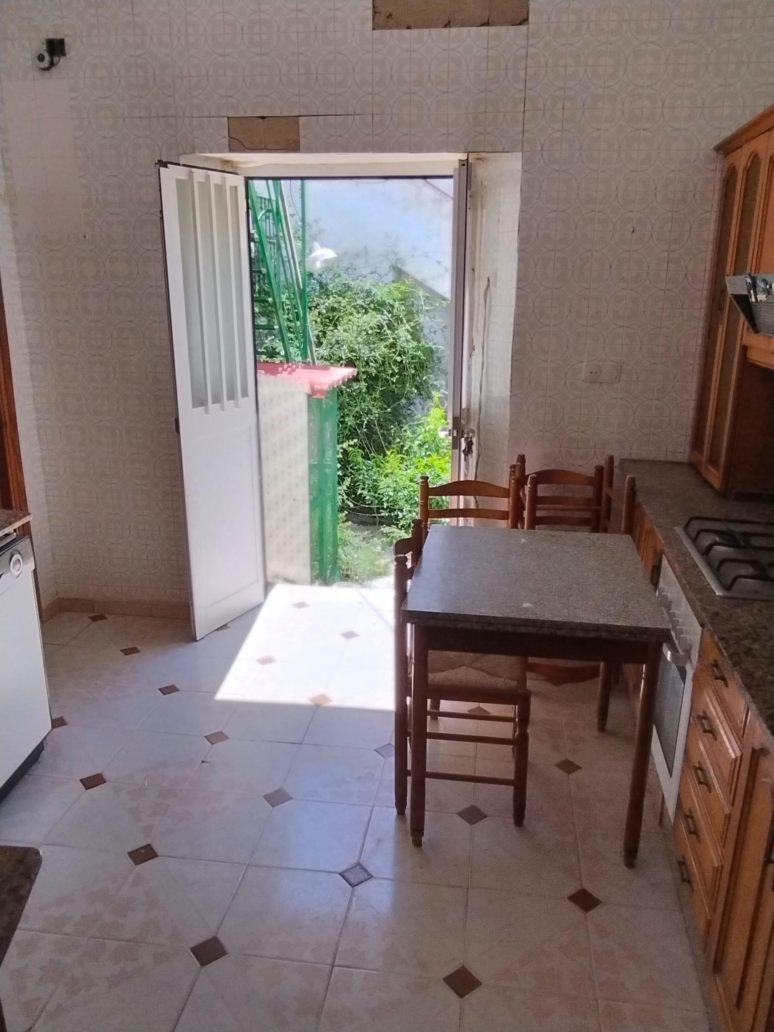 For sale of house in San Fernando