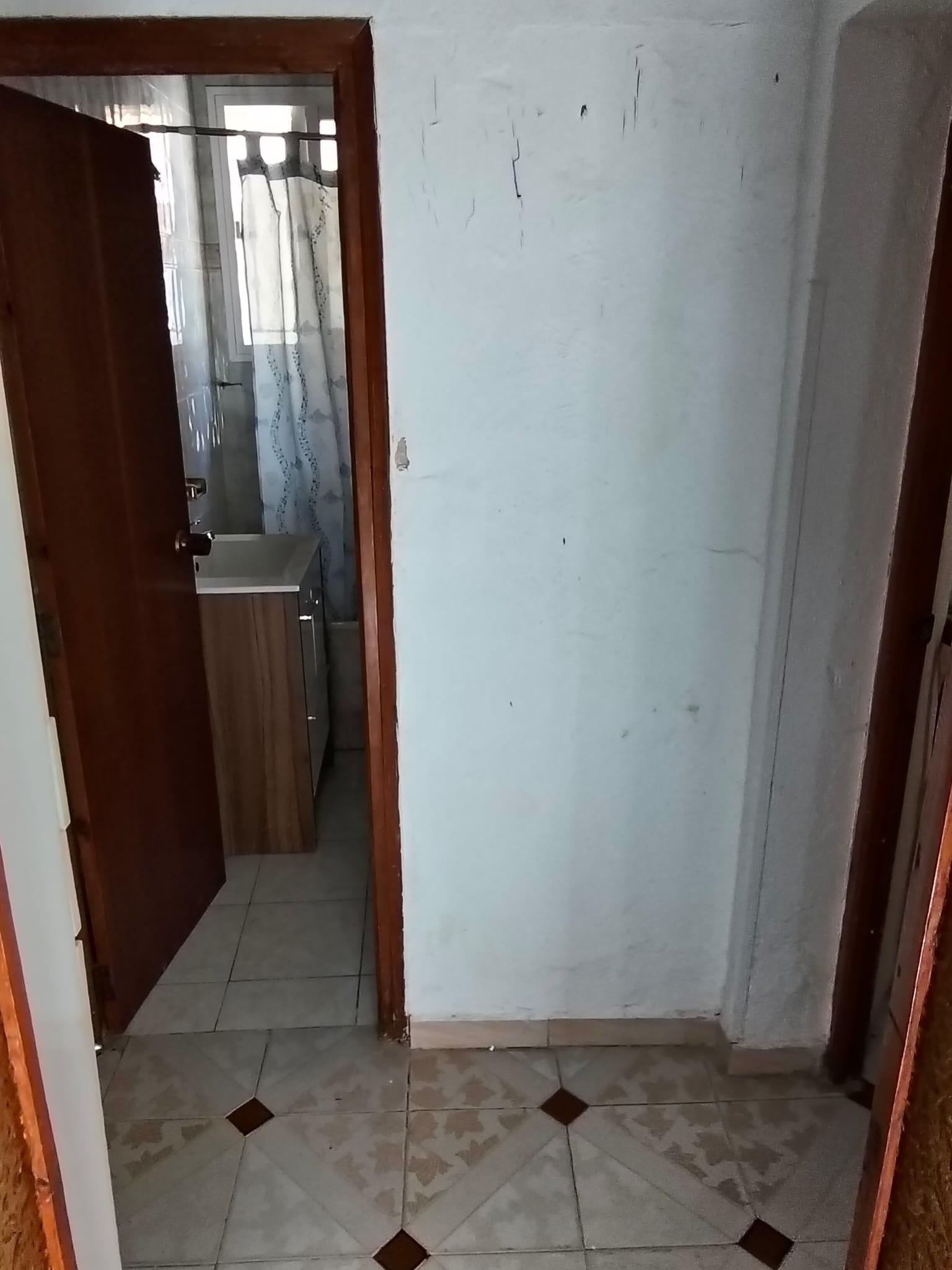For sale of house in San Fernando