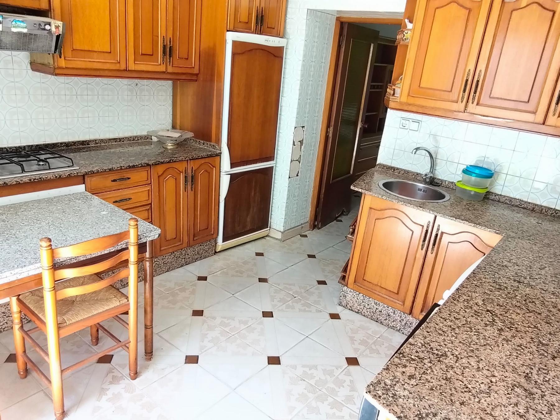 For sale of house in San Fernando