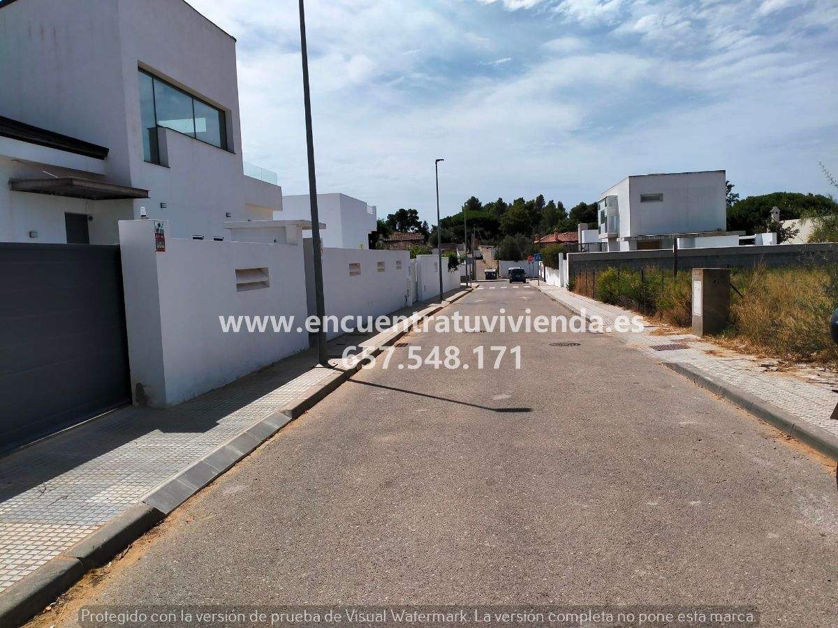 For sale of land in Chiclana de la Frontera