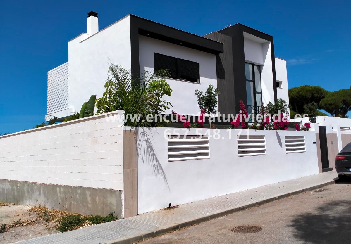 For sale of land in Chiclana de la Frontera