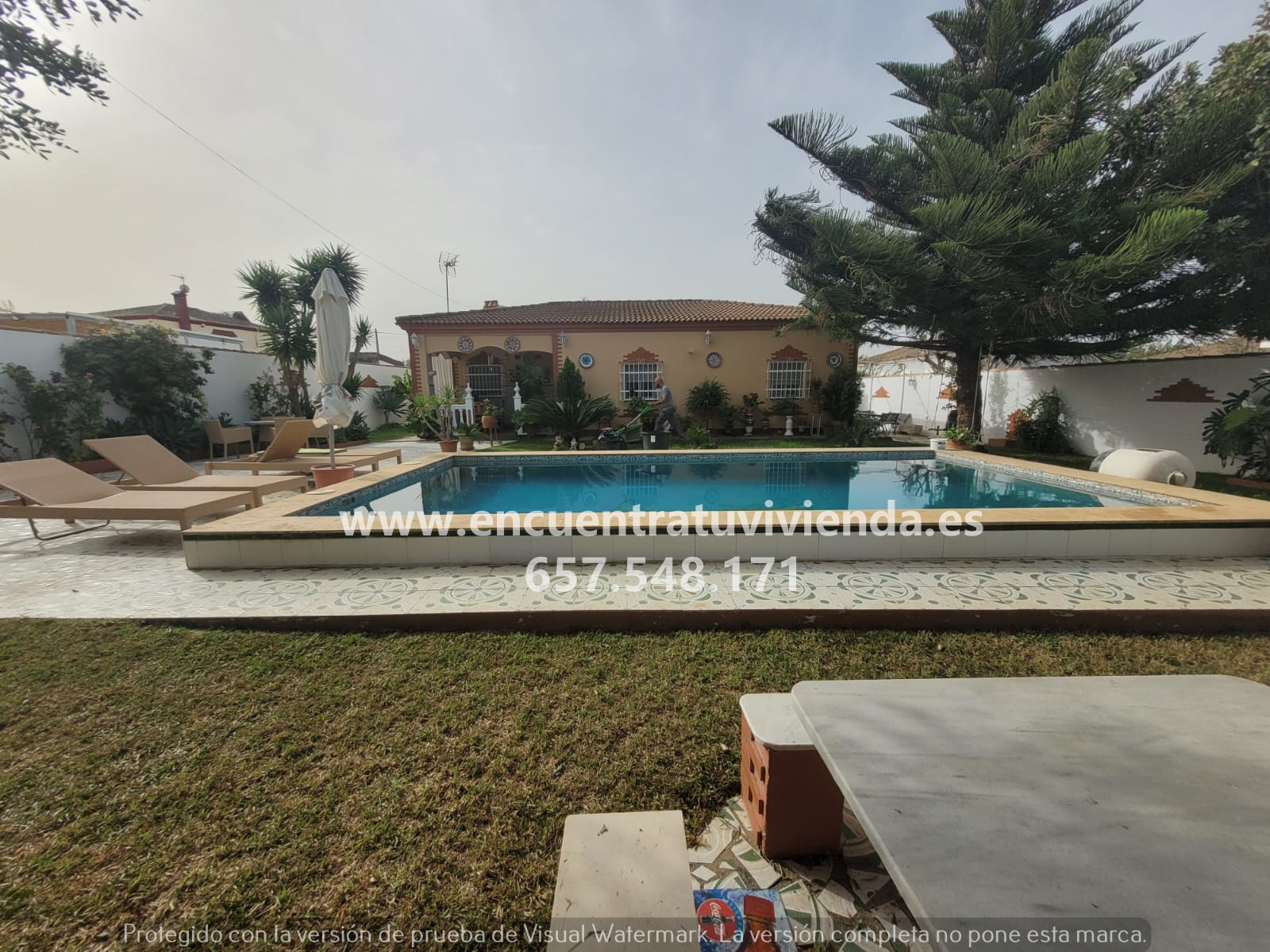 For sale of chalet in Chiclana de la Frontera