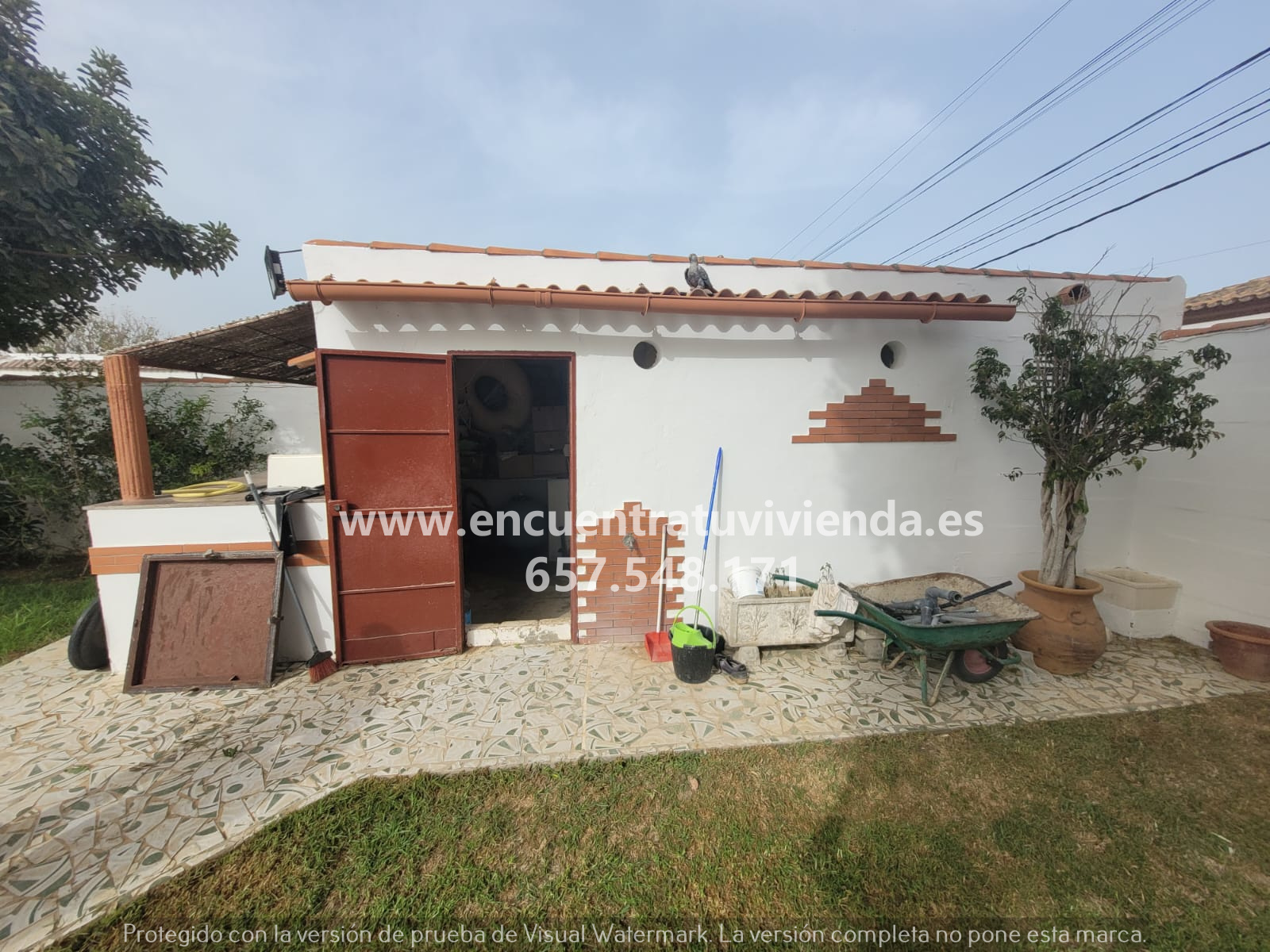 For sale of chalet in Chiclana de la Frontera