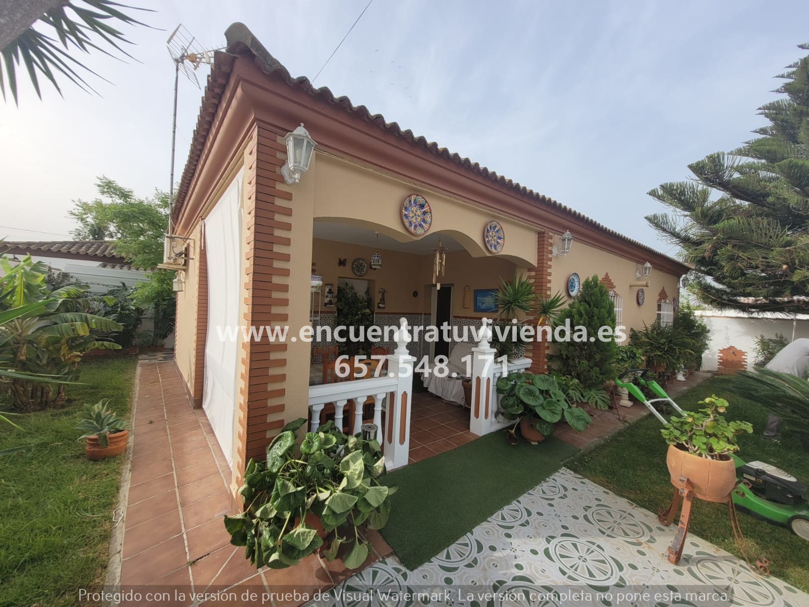 For sale of chalet in Chiclana de la Frontera