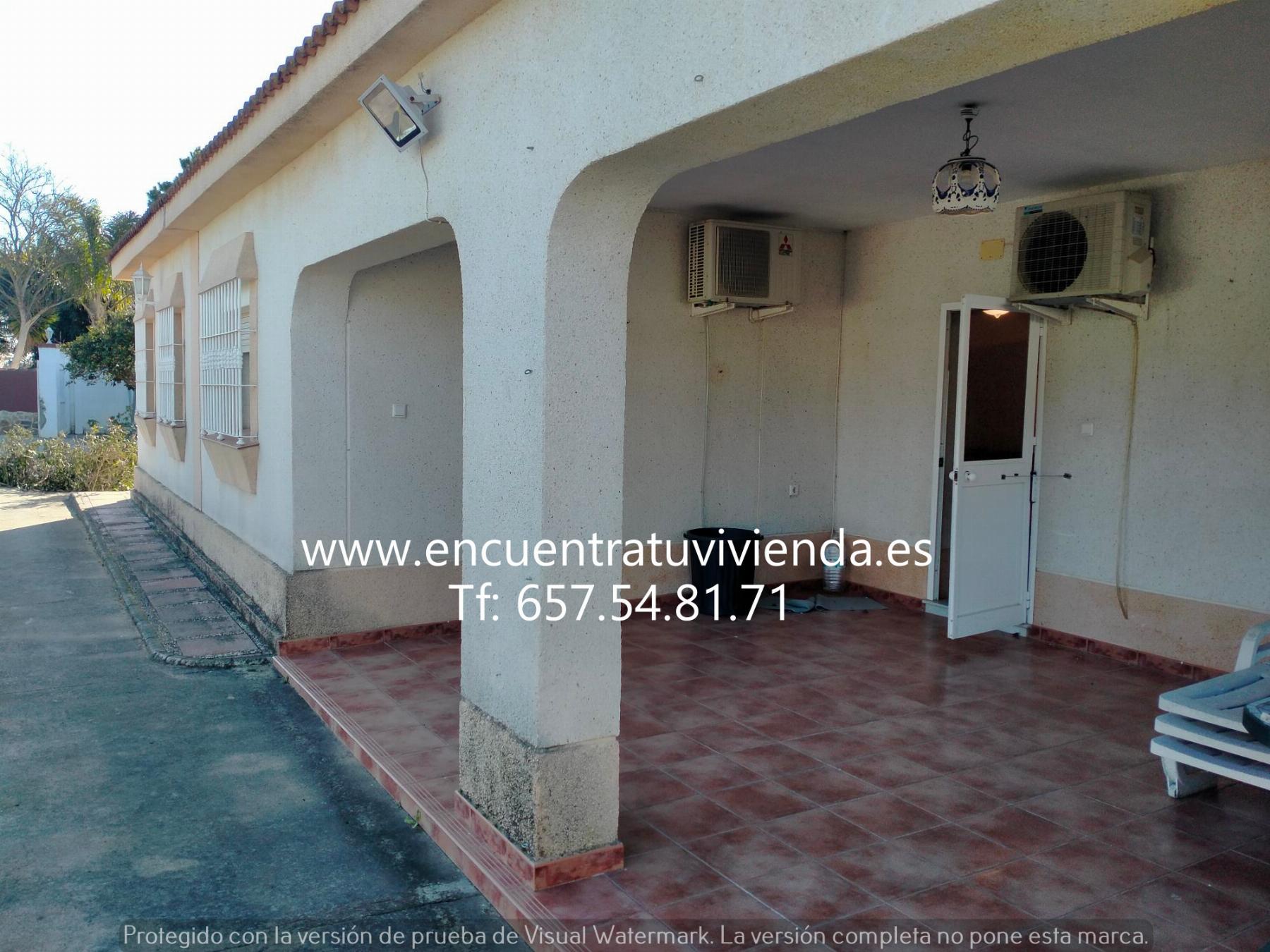For sale of chalet in Chiclana de la Frontera