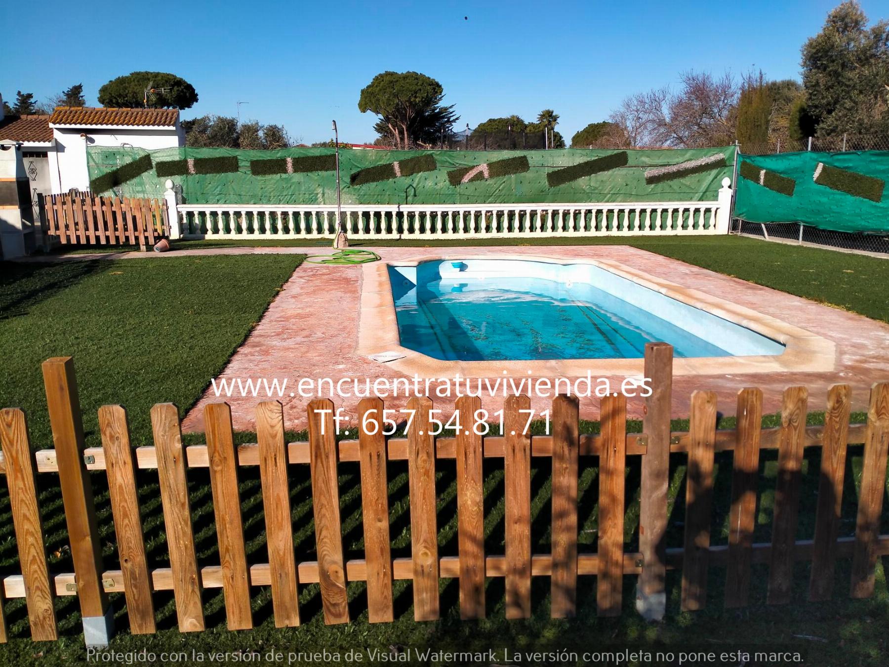 For sale of chalet in Chiclana de la Frontera