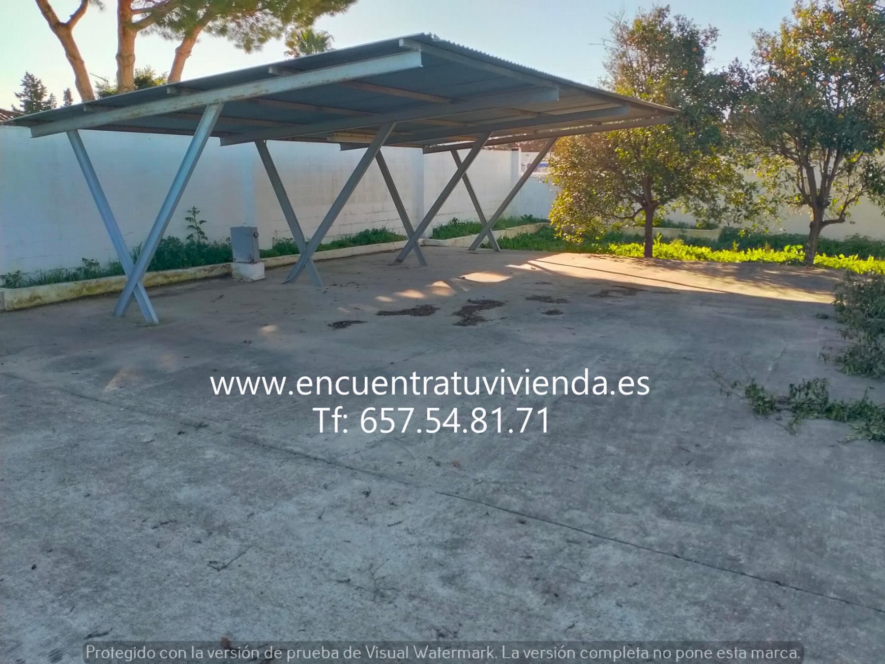 For sale of chalet in Chiclana de la Frontera