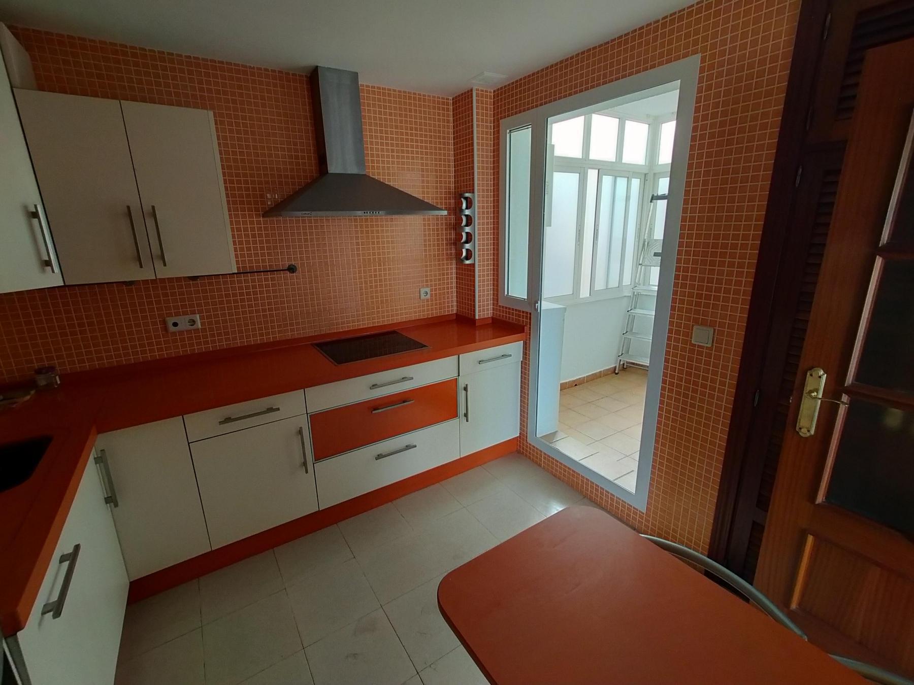 For sale of flat in San Fernando