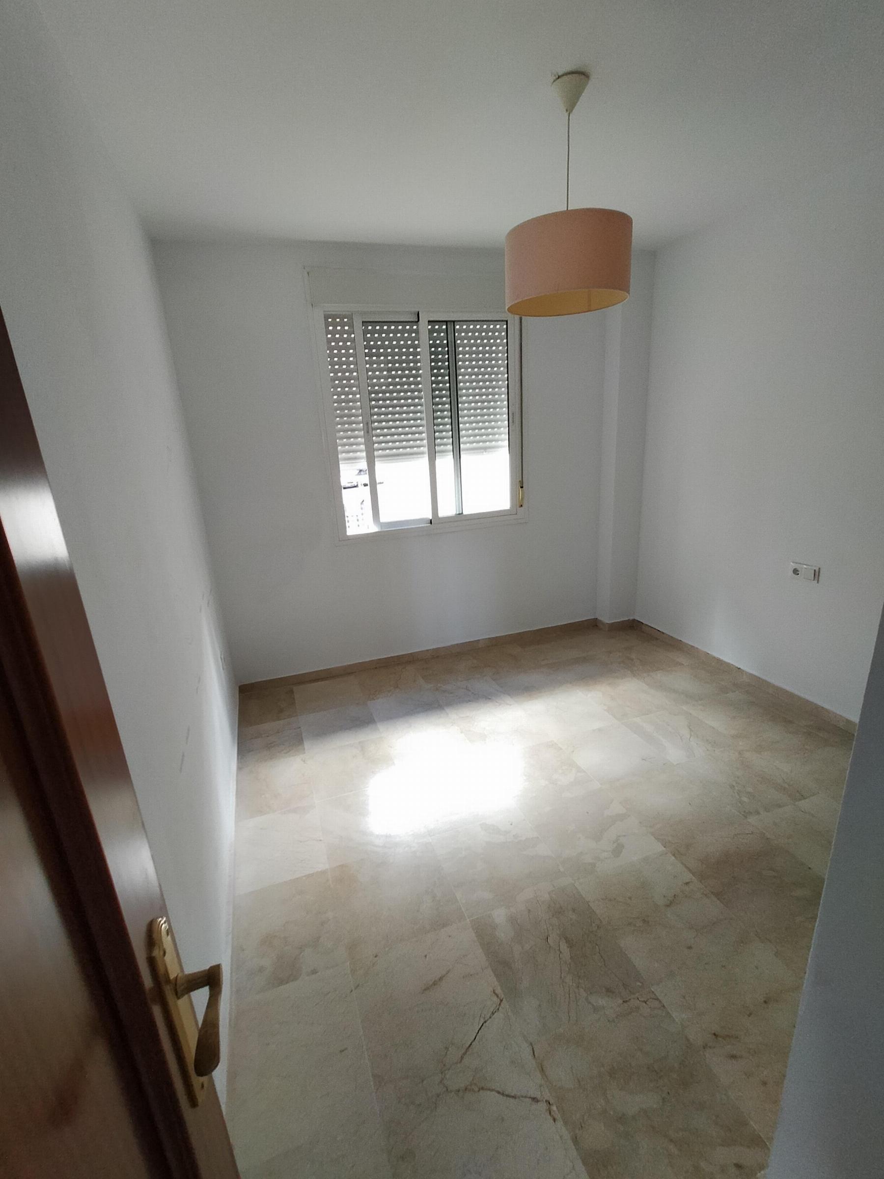 For sale of flat in San Fernando