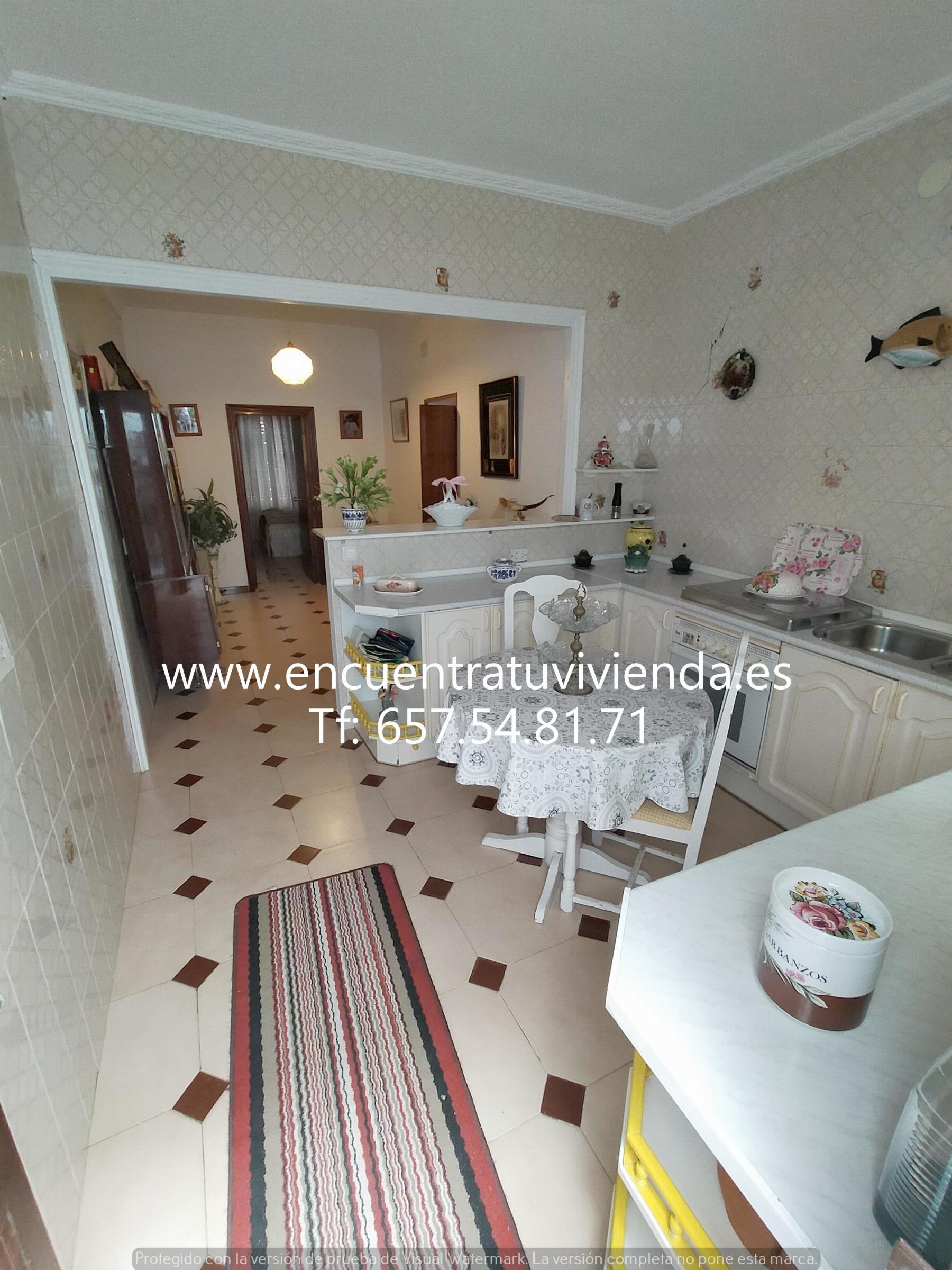 For sale of house in San Fernando