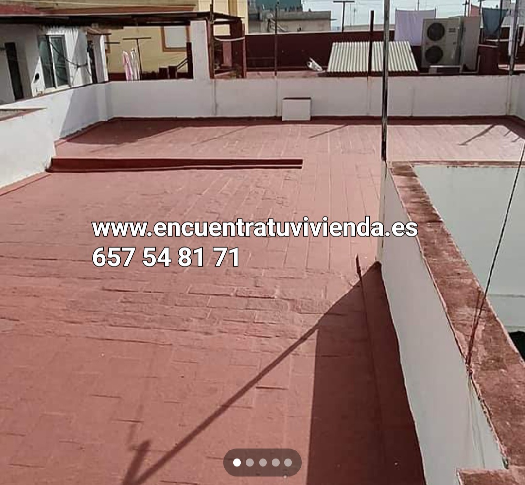 For sale of house in San Fernando
