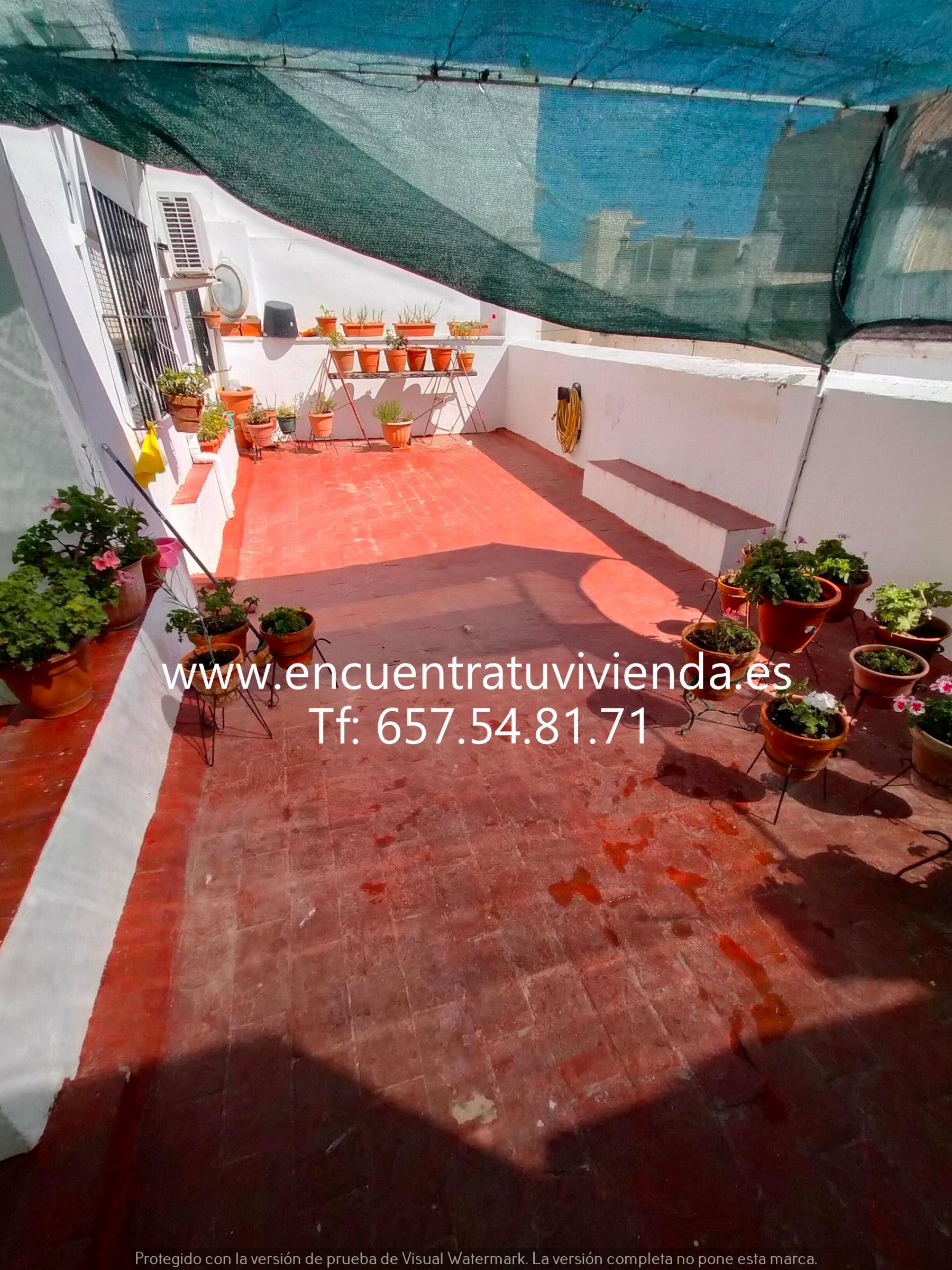 For sale of house in San Fernando