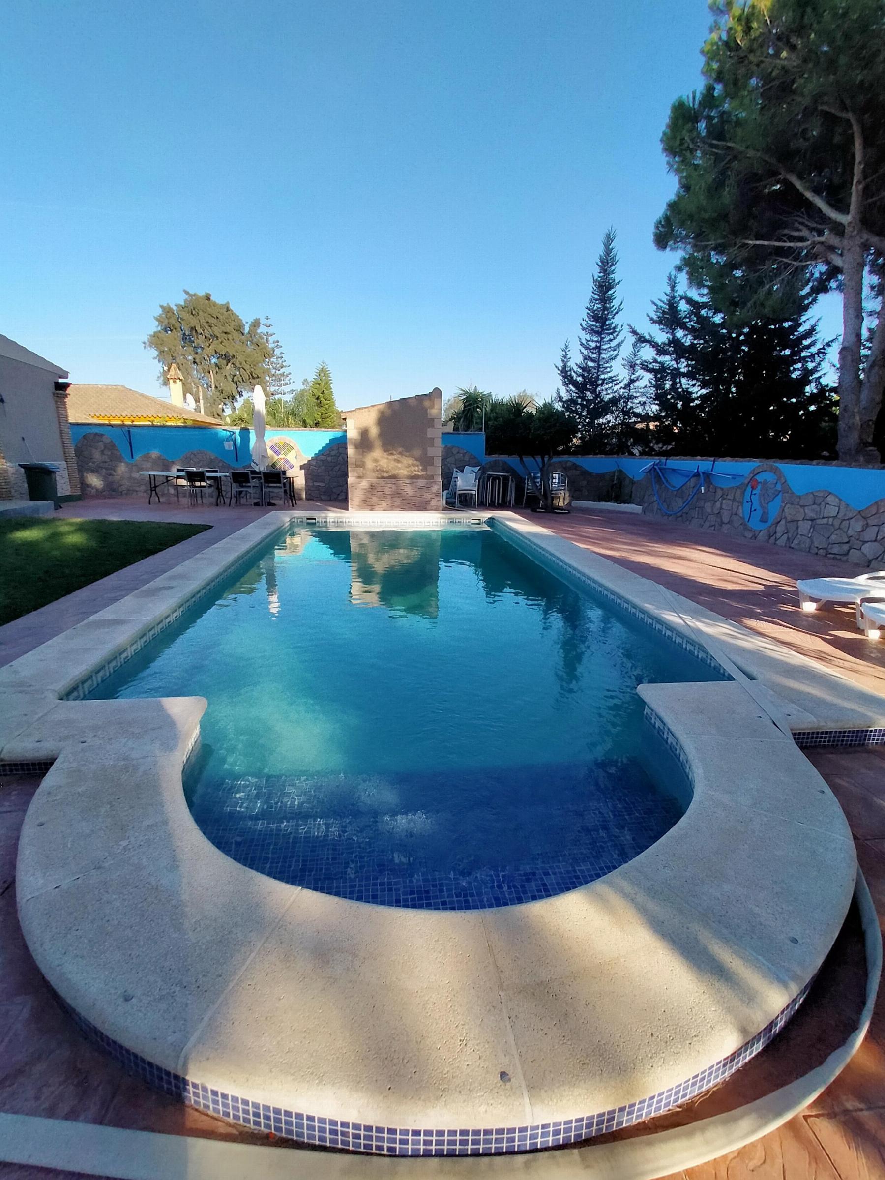 For sale of chalet in Chiclana de la Frontera