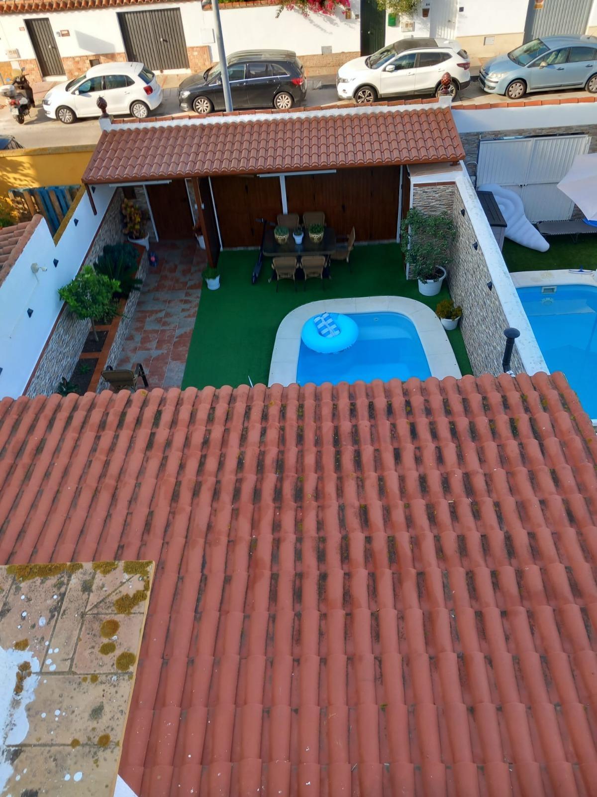 For sale of house in San Fernando