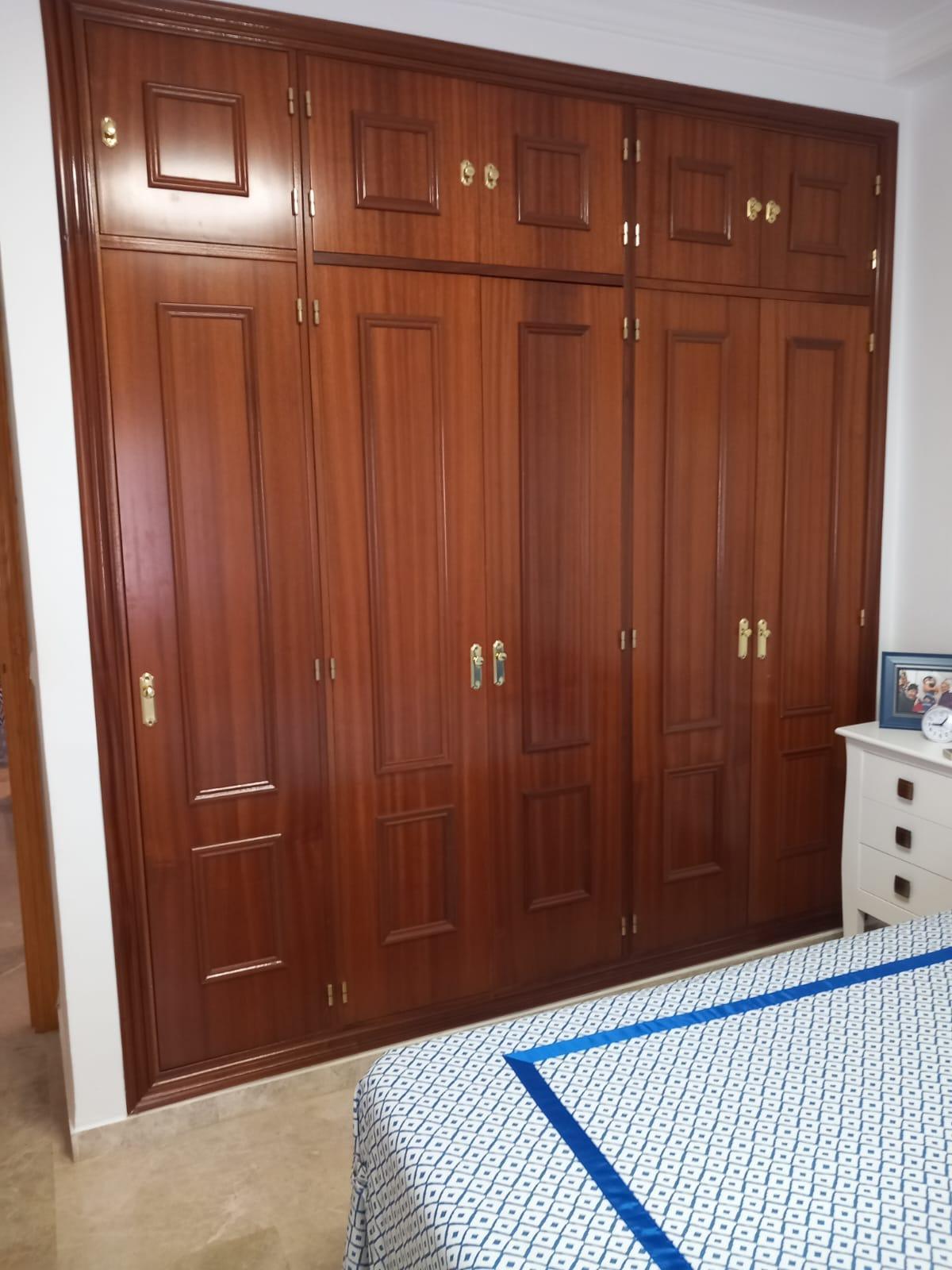 For sale of house in San Fernando