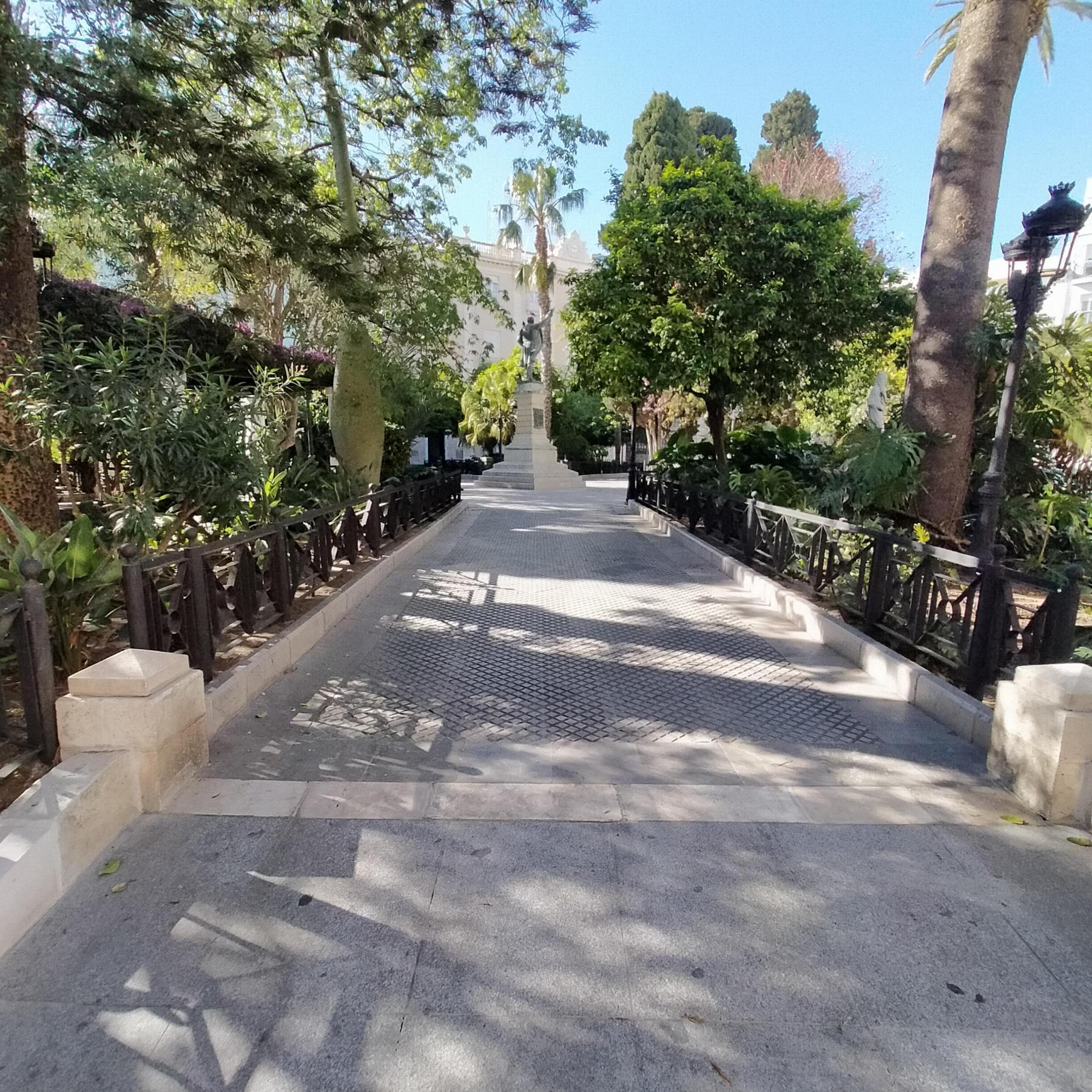 Продажа от

 Квартира на Cádiz