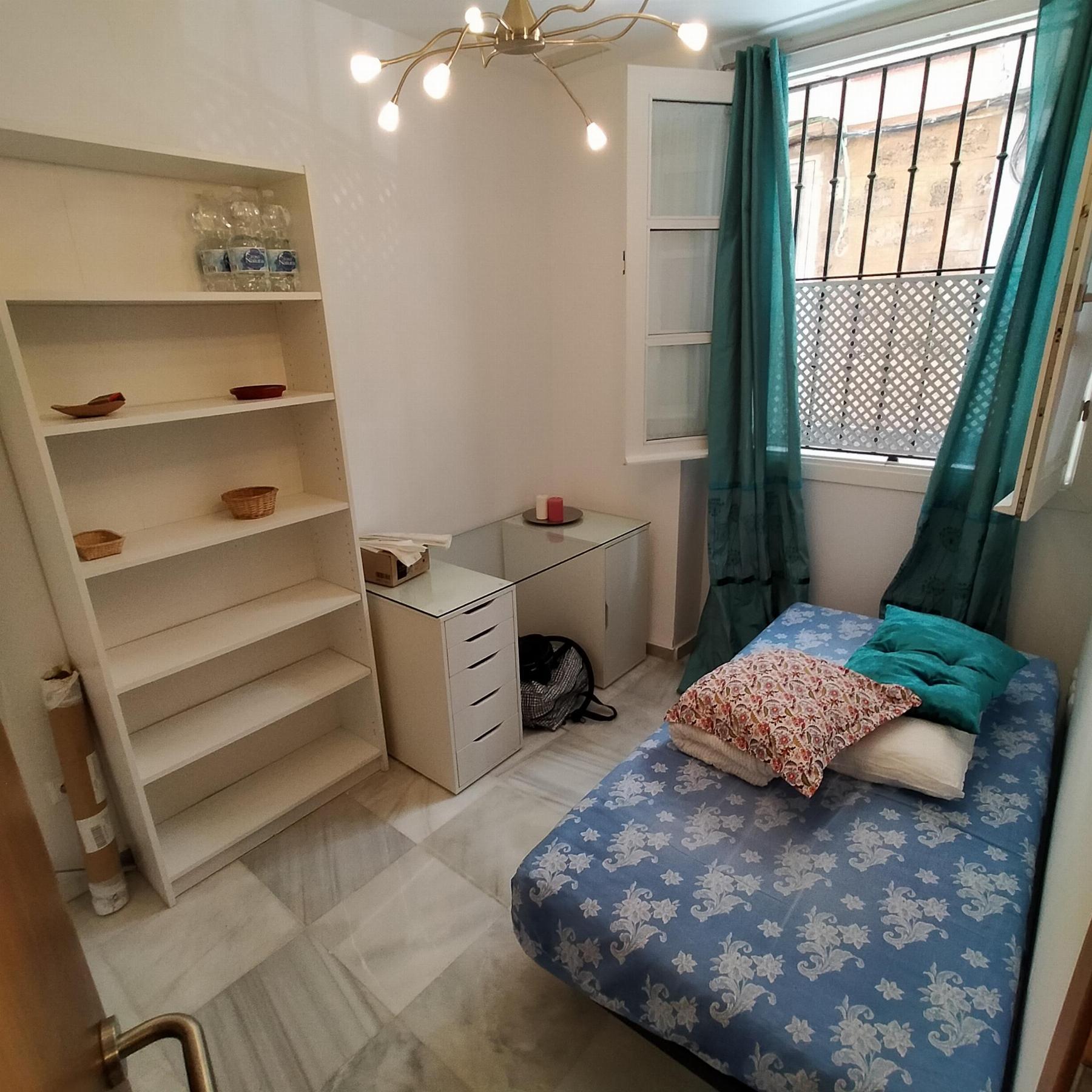Продажа от

 Квартира на Cádiz