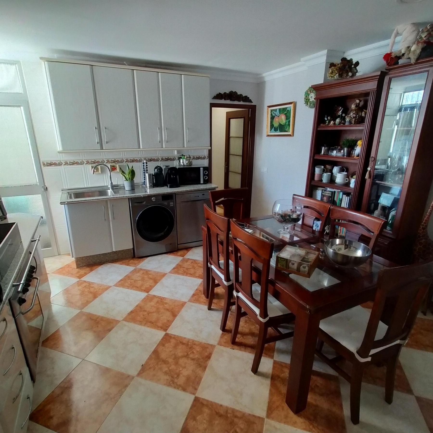 For sale of flat in San Fernando