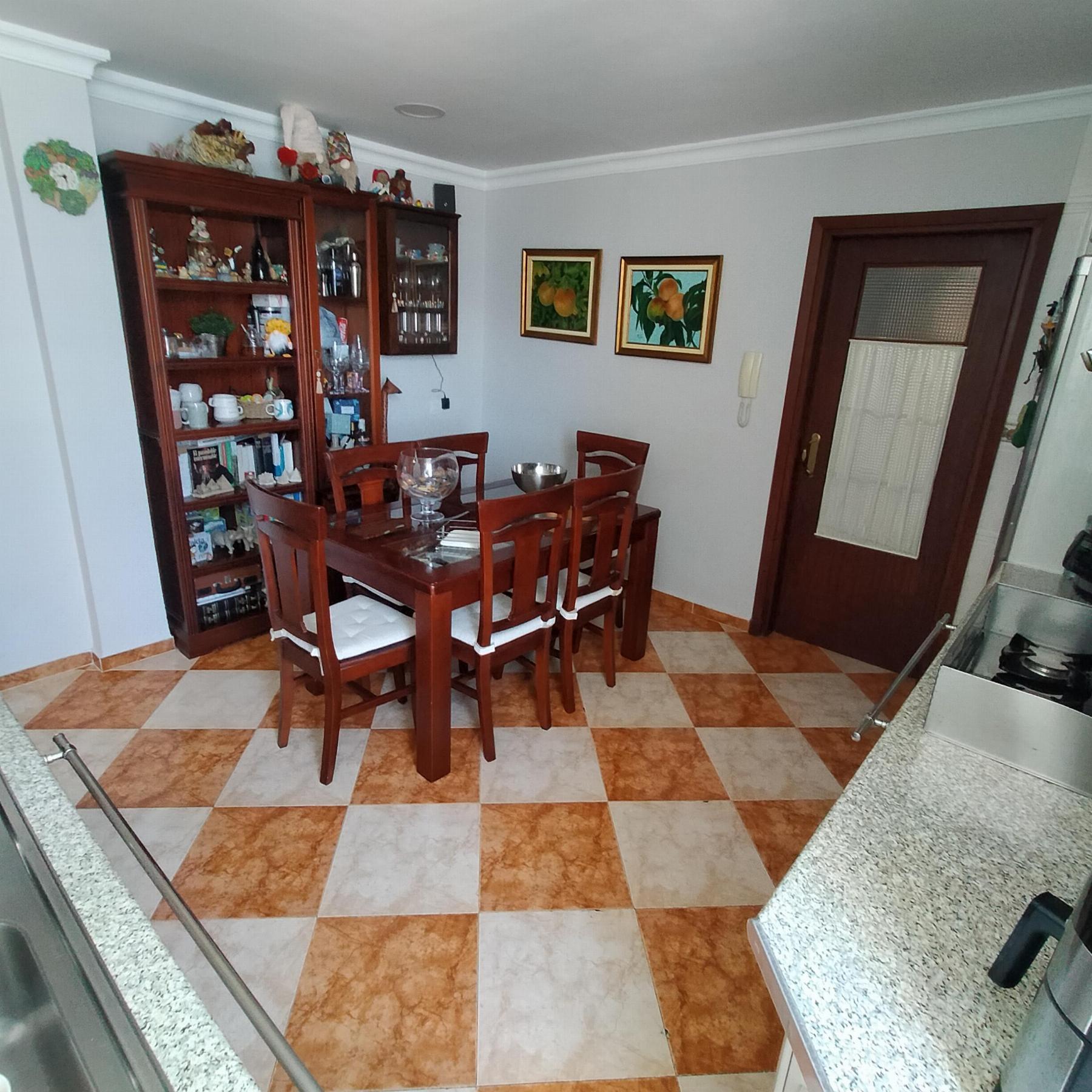 For sale of flat in San Fernando