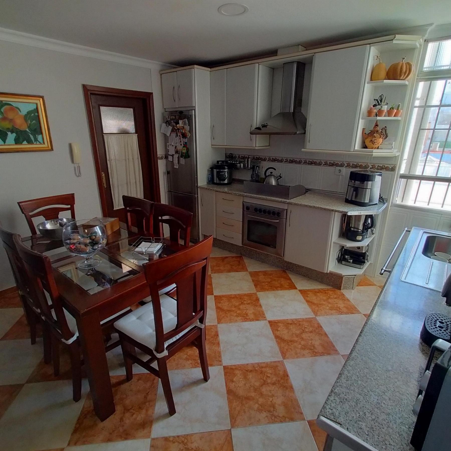 For sale of flat in San Fernando