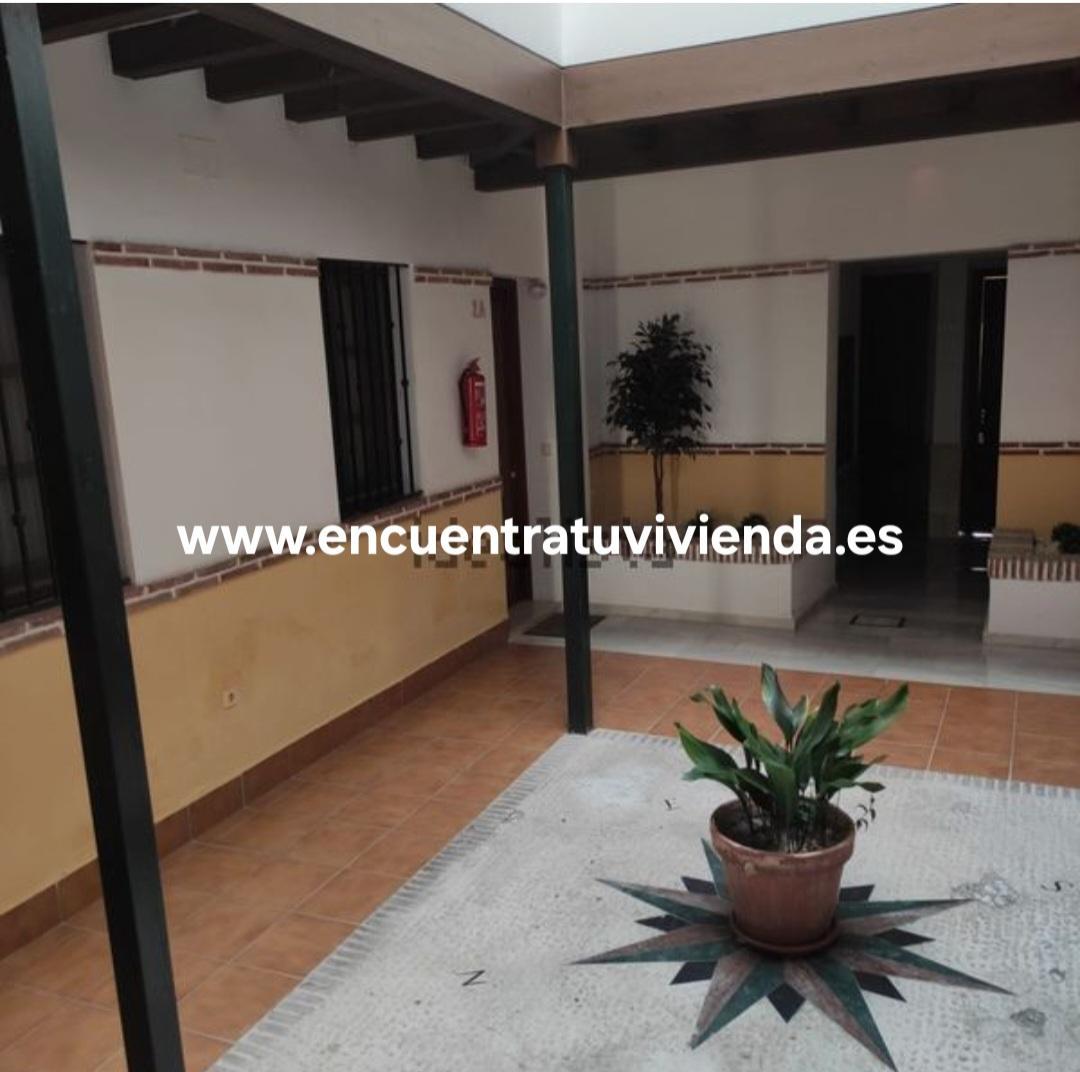 For sale of flat in San Fernando