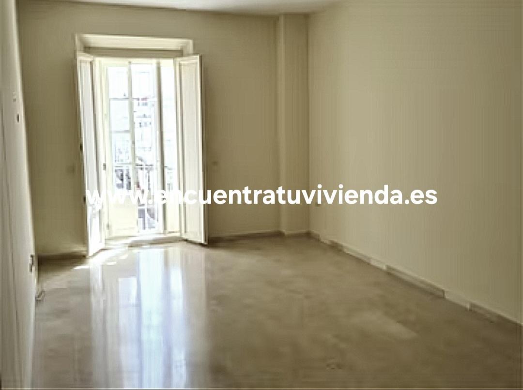 For sale of flat in San Fernando
