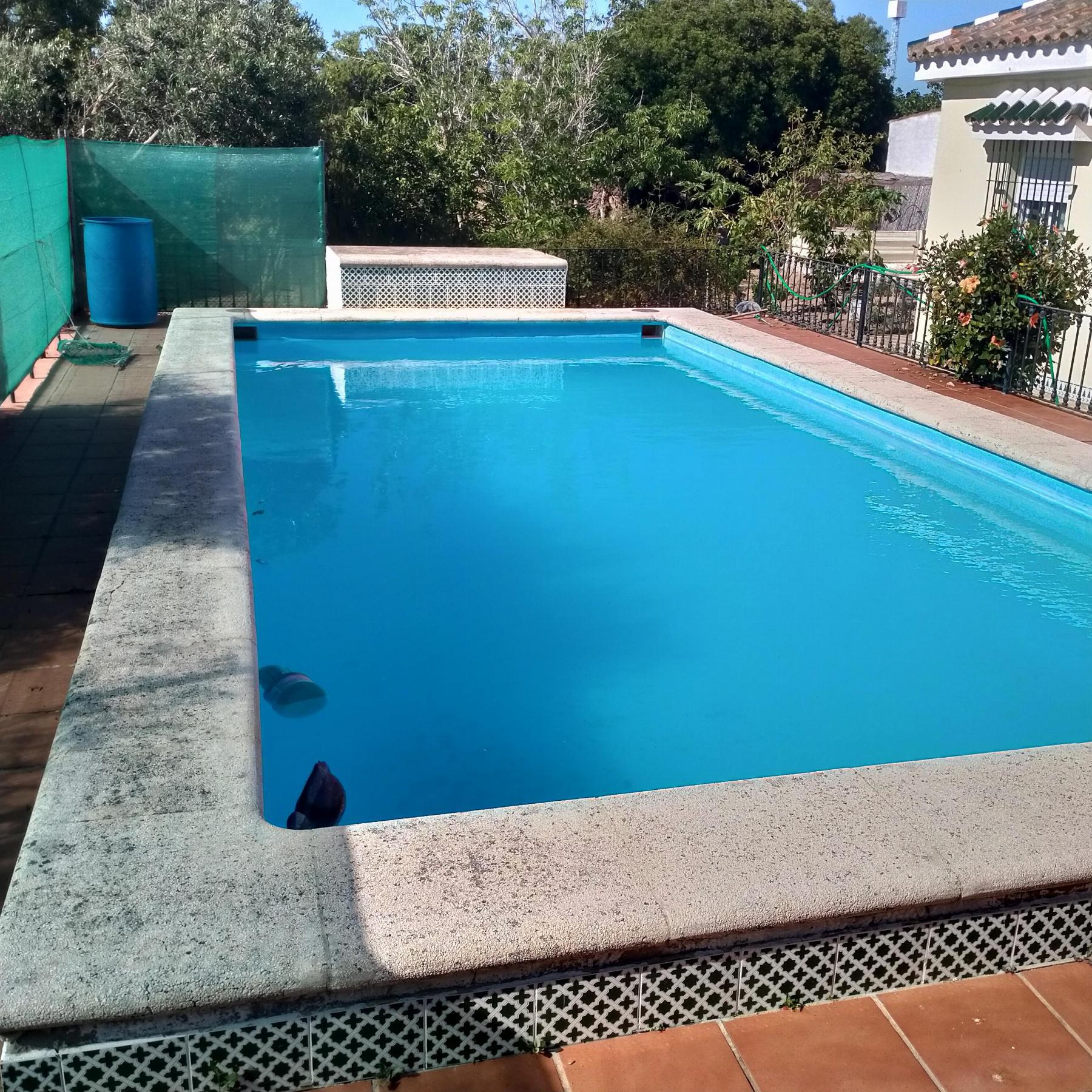 For sale of chalet in Chiclana de la Frontera