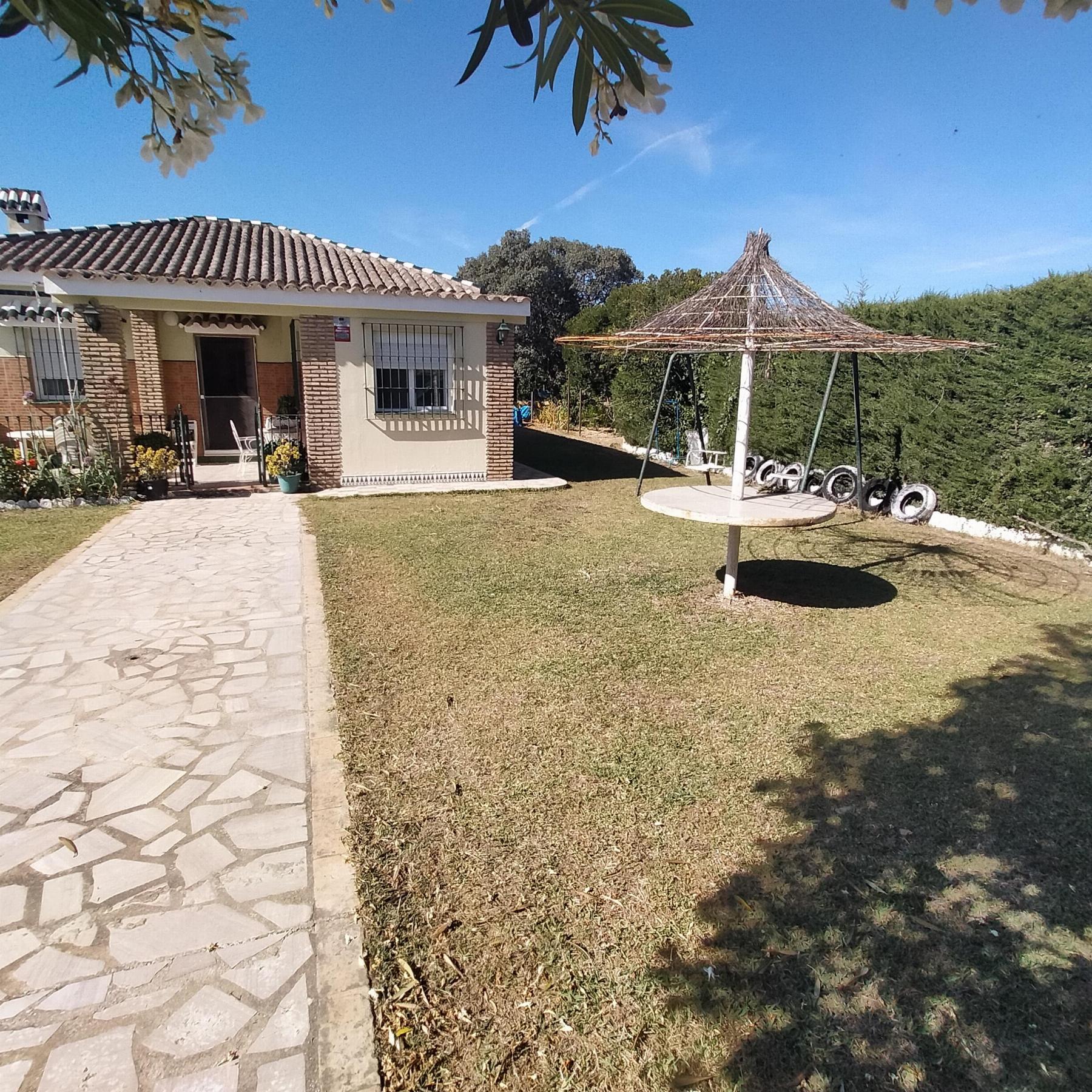 For sale of chalet in Chiclana de la Frontera