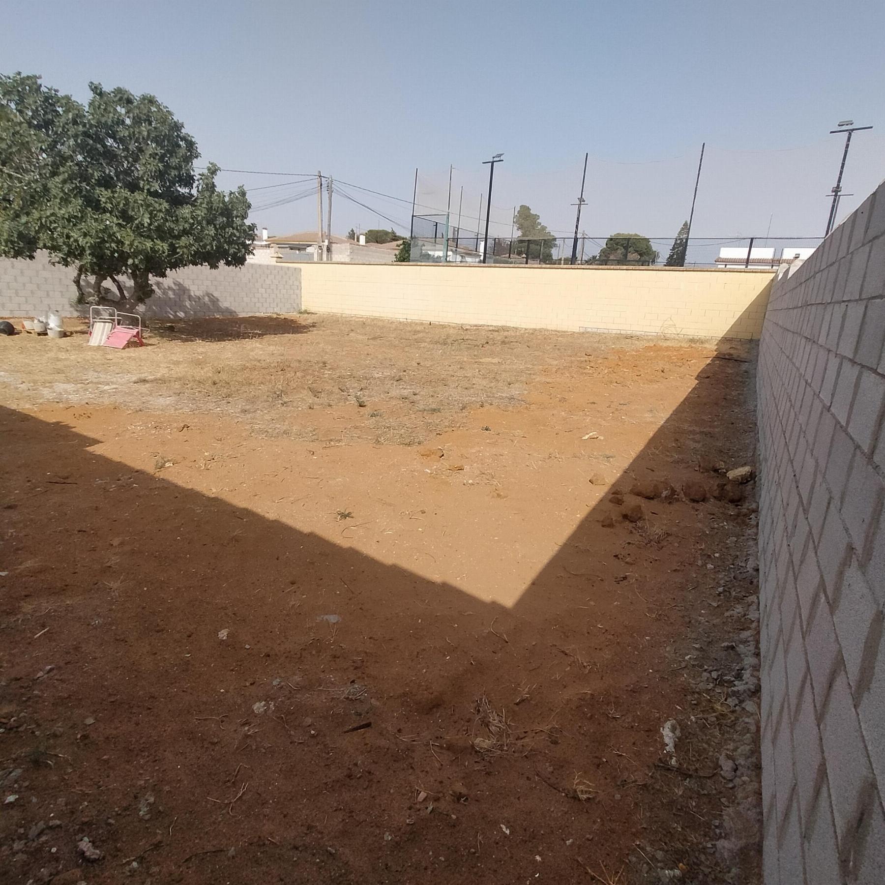 For sale of land in Chiclana de la Frontera
