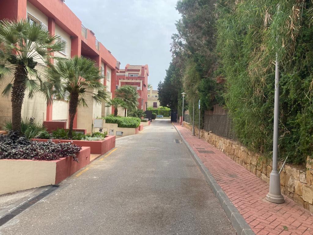 For sale of chalet in San Roque