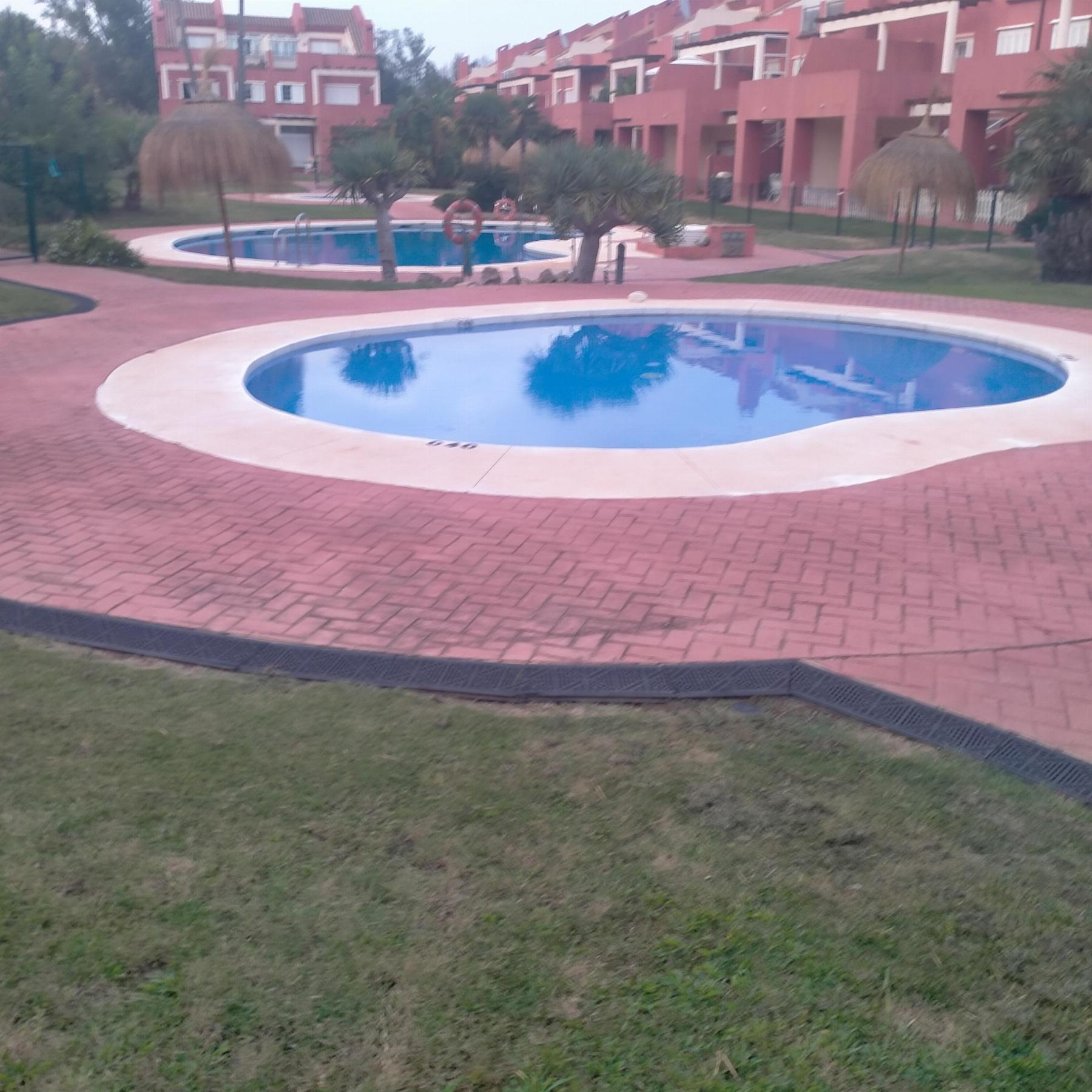 For sale of chalet in San Roque