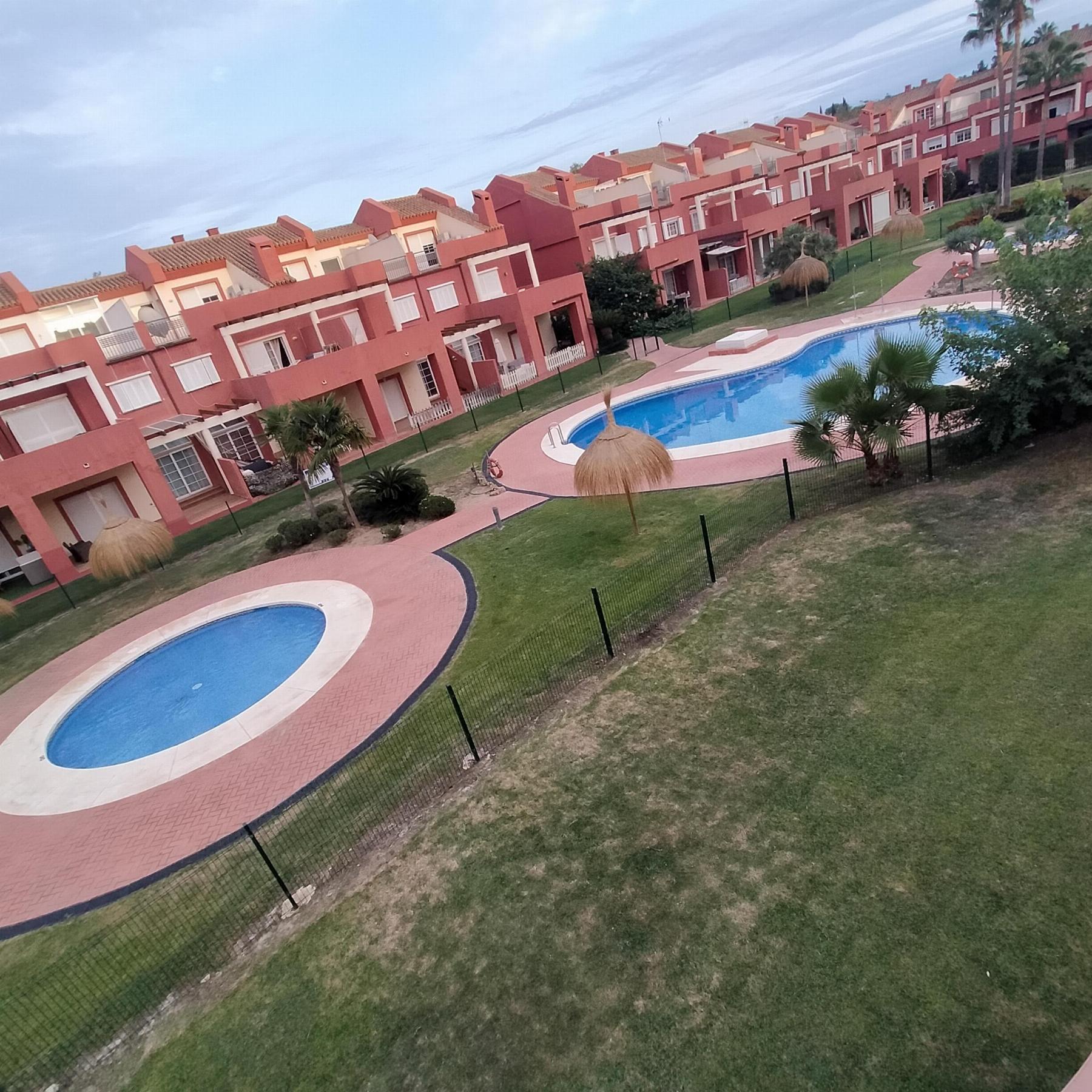 For sale of chalet in San Roque