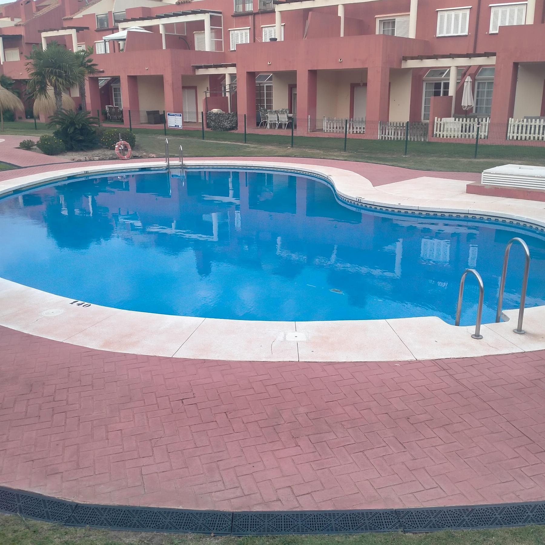 For sale of chalet in San Roque