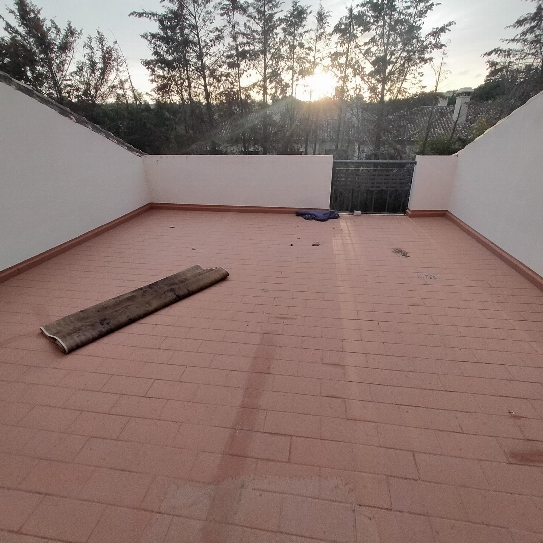 For sale of chalet in San Roque