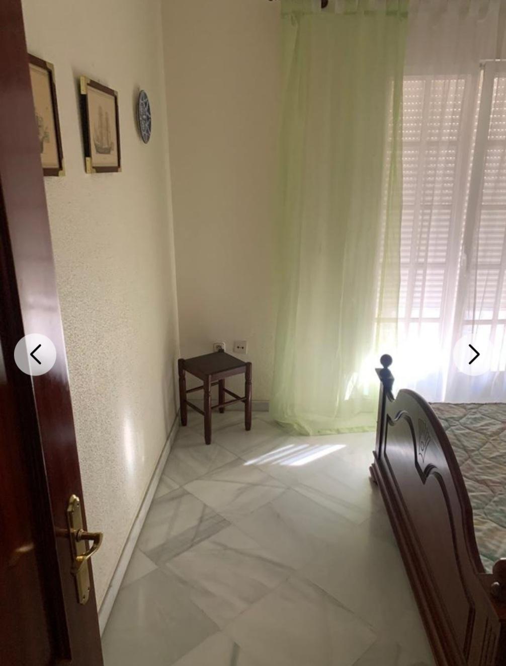 For sale of house in Chiclana de la Frontera