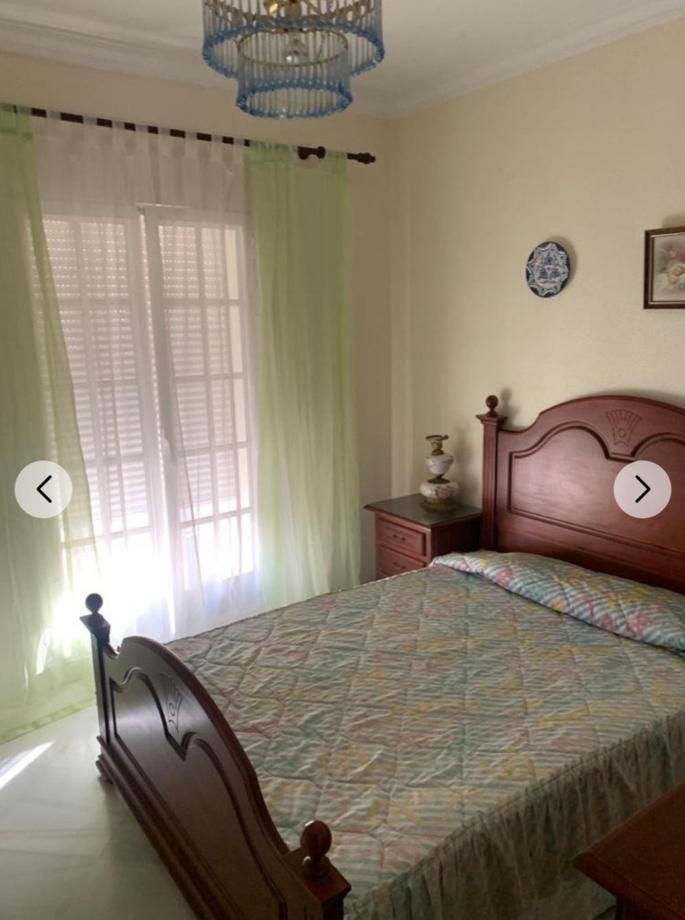 For sale of house in Chiclana de la Frontera