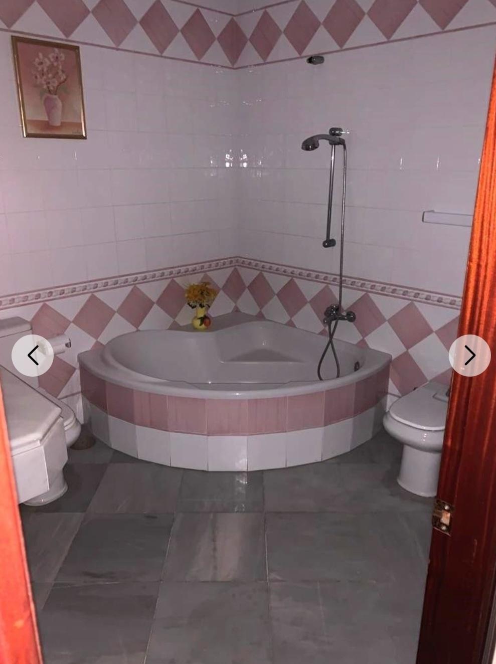 For sale of house in Chiclana de la Frontera