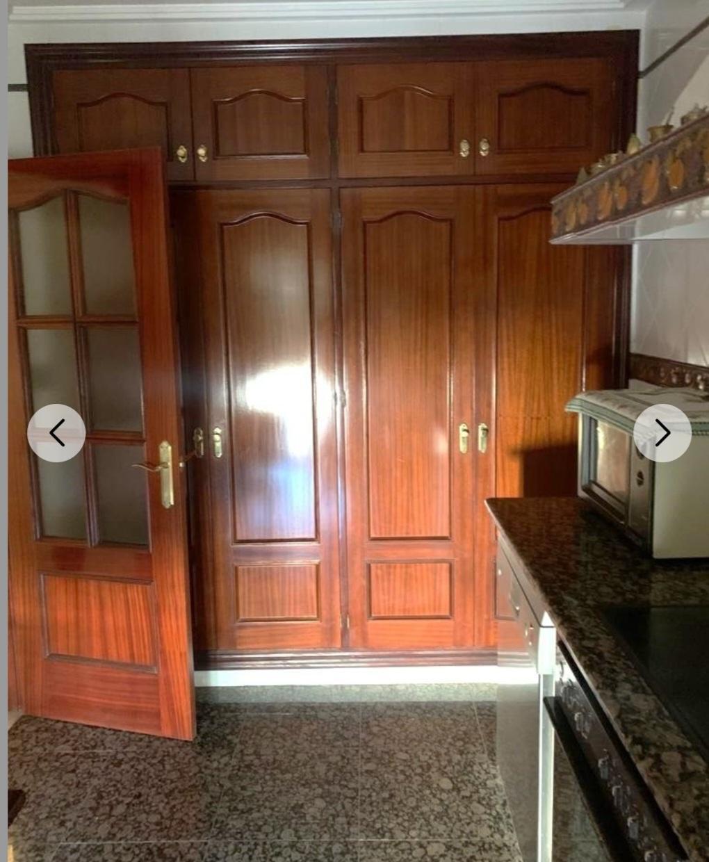 For sale of house in Chiclana de la Frontera