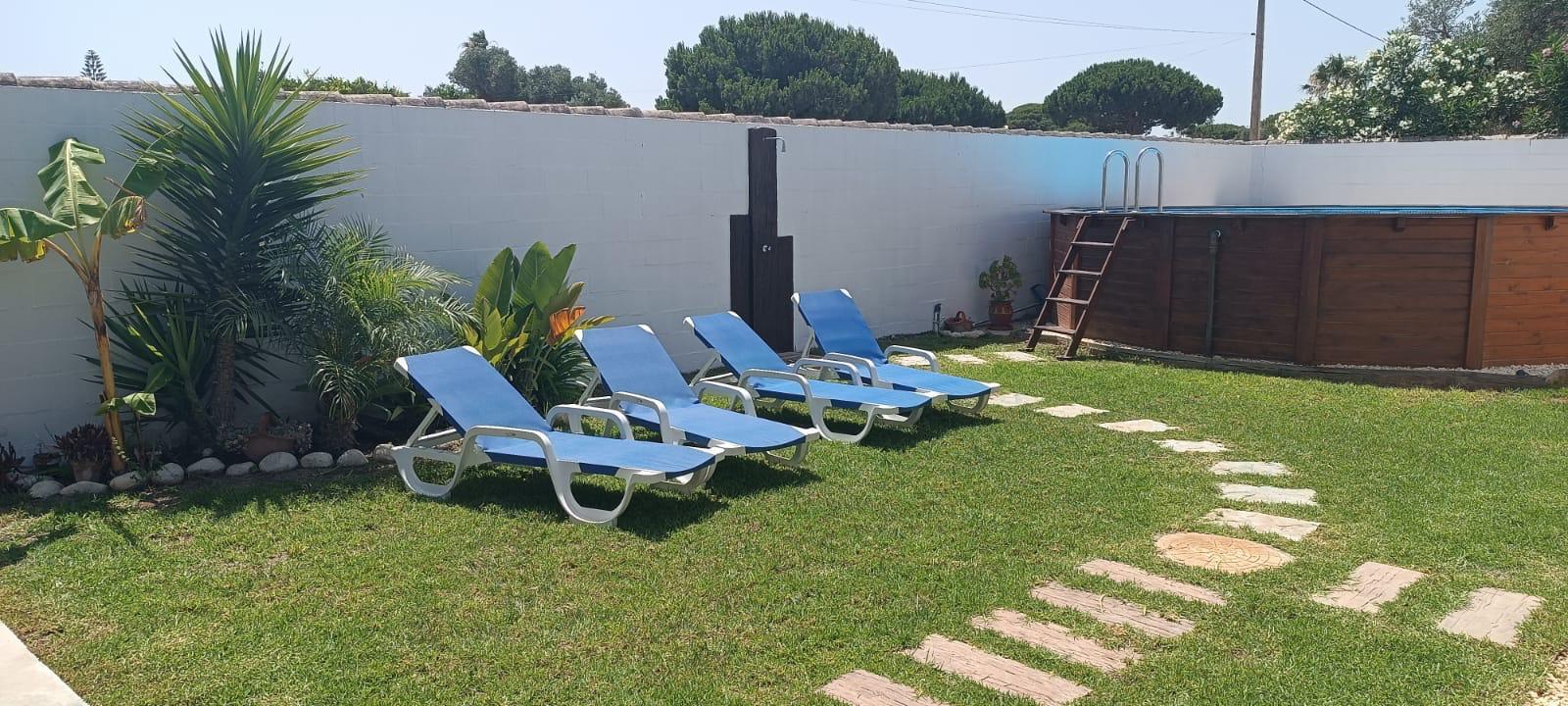 For sale of chalet in Chiclana de la Frontera