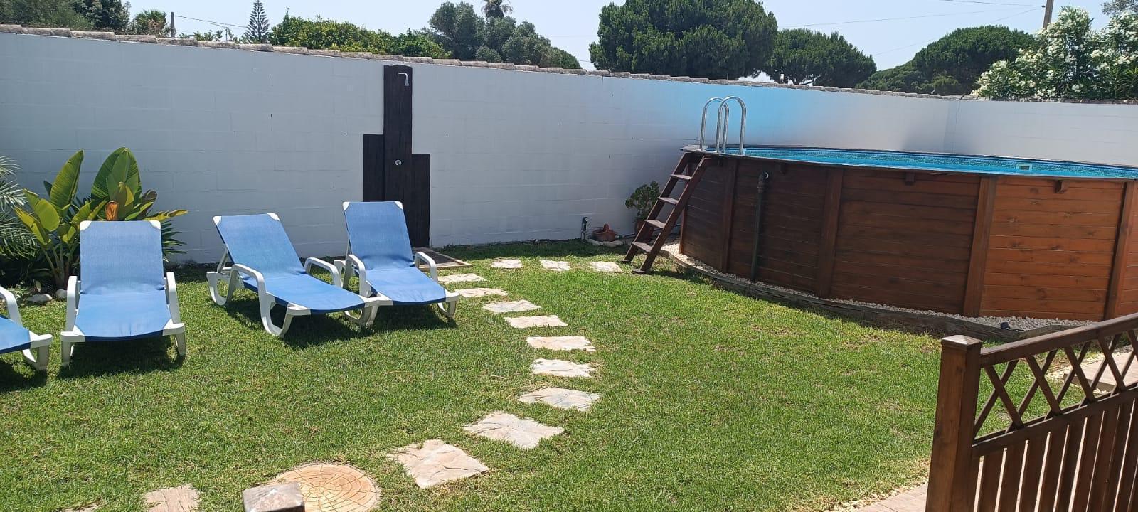For sale of chalet in Chiclana de la Frontera