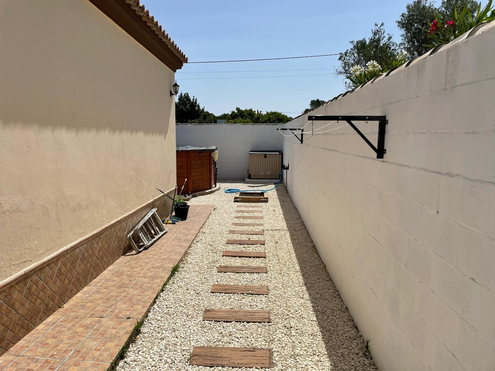 For sale of chalet in Chiclana de la Frontera